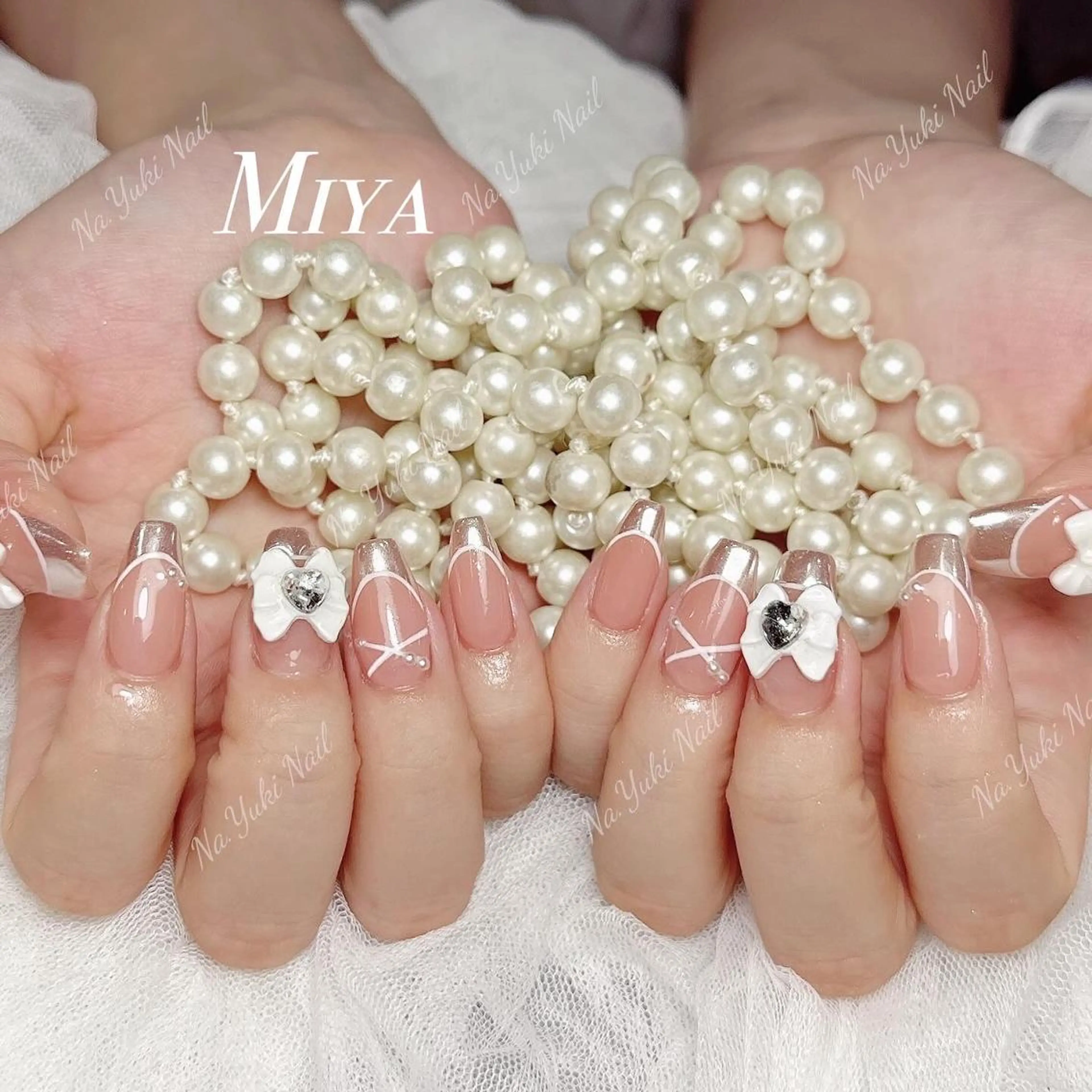ネイル Queenie 🦋のネイルデザイン