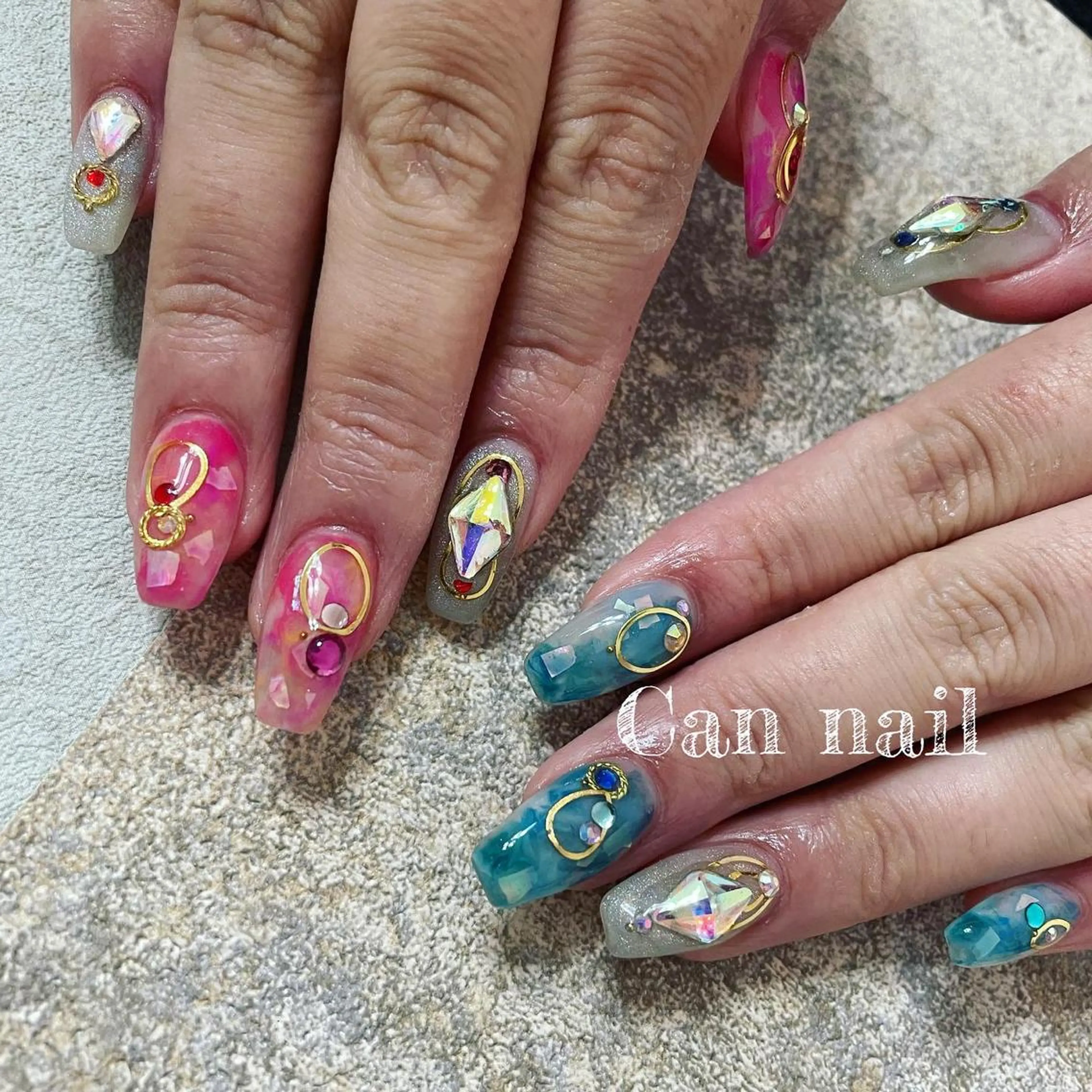 セミロング ネイル Parfum パルファンのネイルデザイン