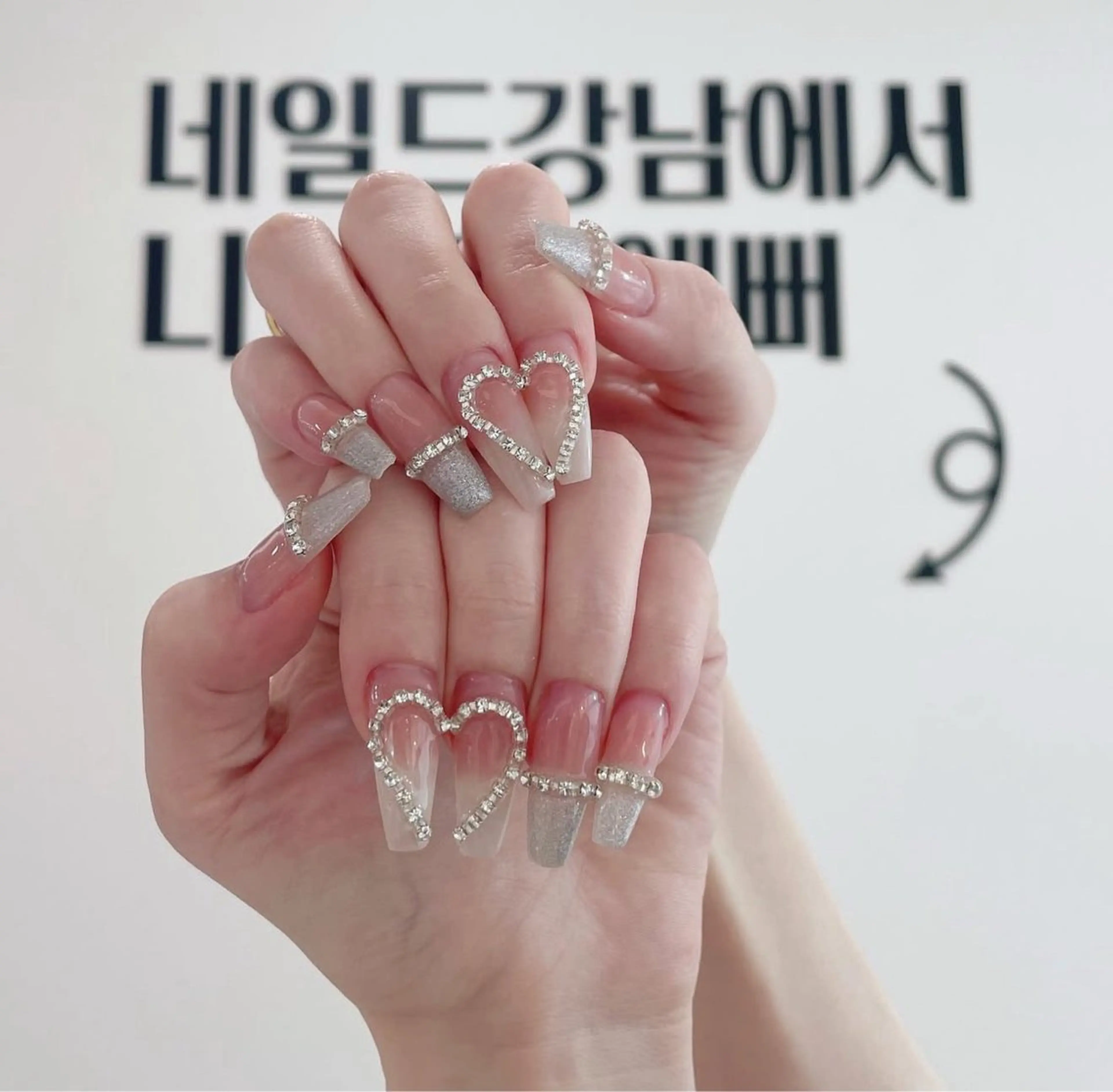 ネイル アートネイル ジェルネイル ネイルチップ ハンドネイル Rin Rin TA Nailのネイルデザイン