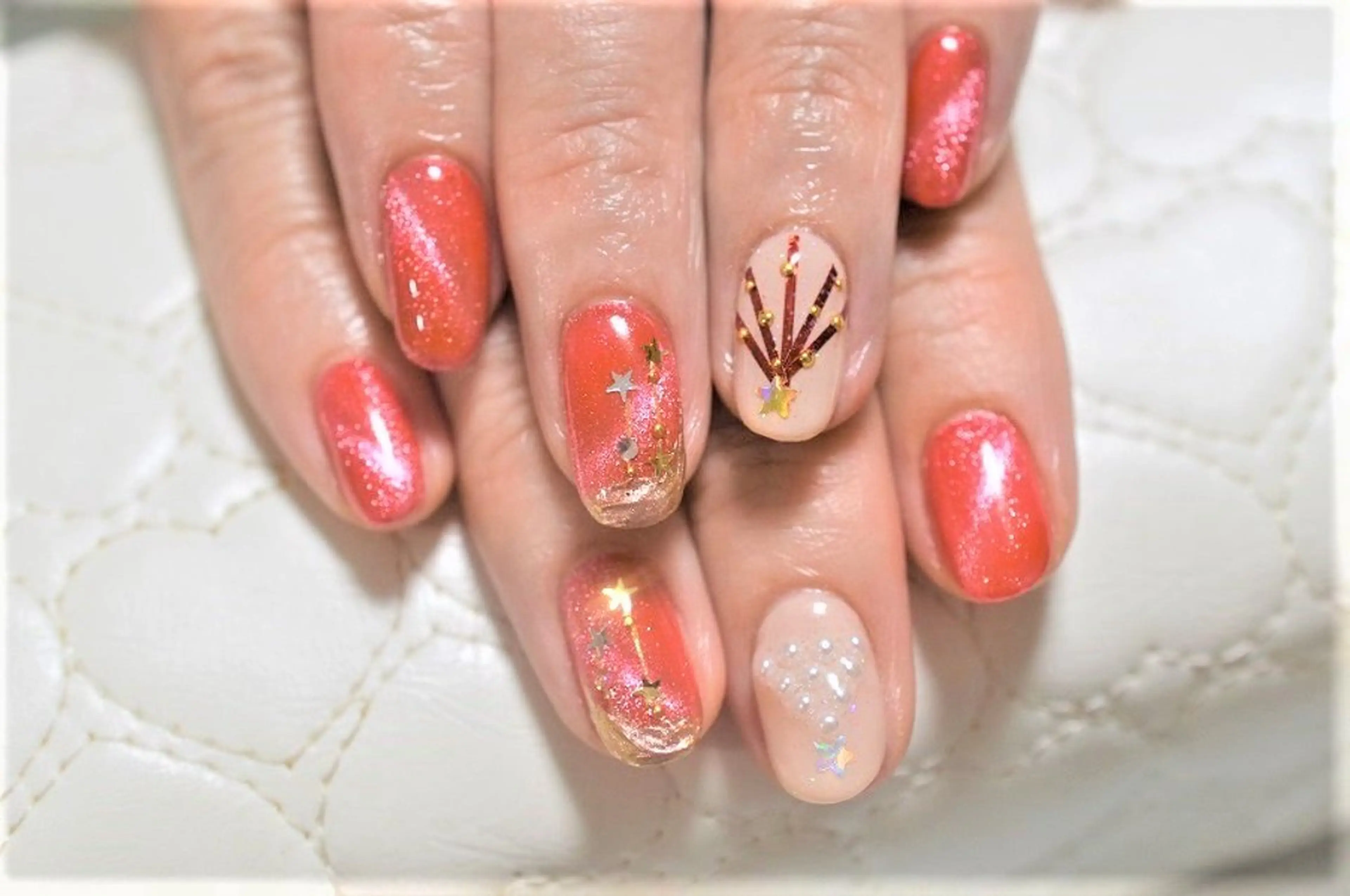 ネイル ジェルネイル オフィスネイル パラジェル 冬ネイル クリスマス ハンドネイル nail Haniel所属・半蔵門サロンハニエル 魅神 ちよのネイルデザイン