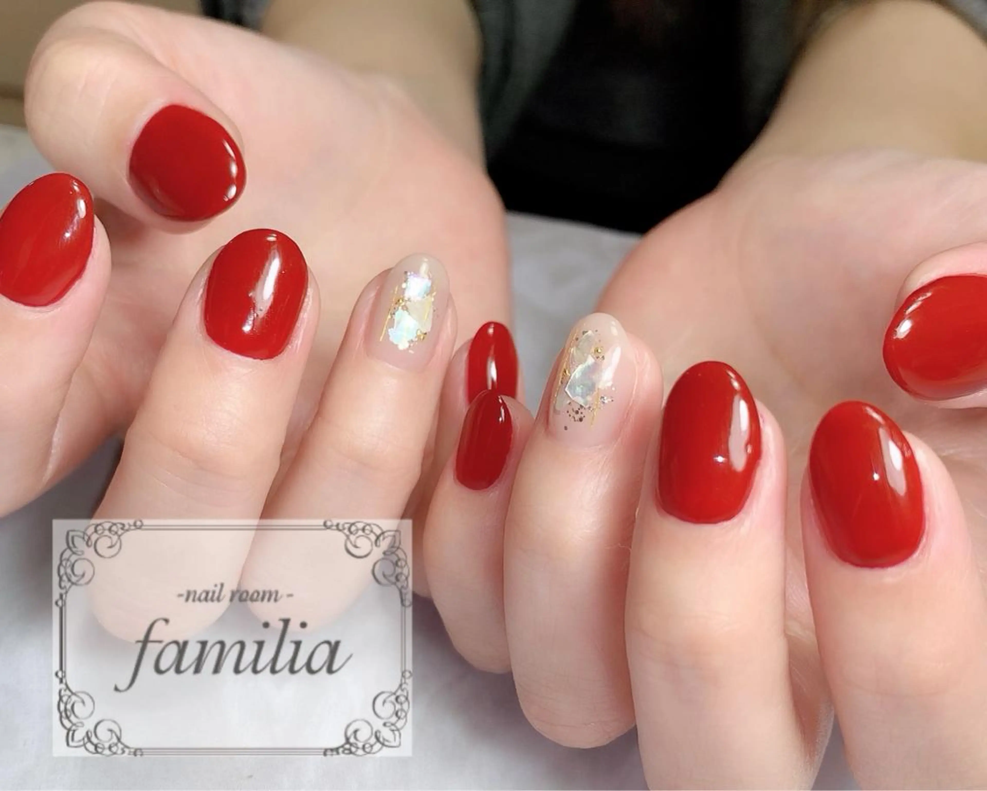 ネイル ハンドネイル -nailroom- familiaのネイルデザイン
