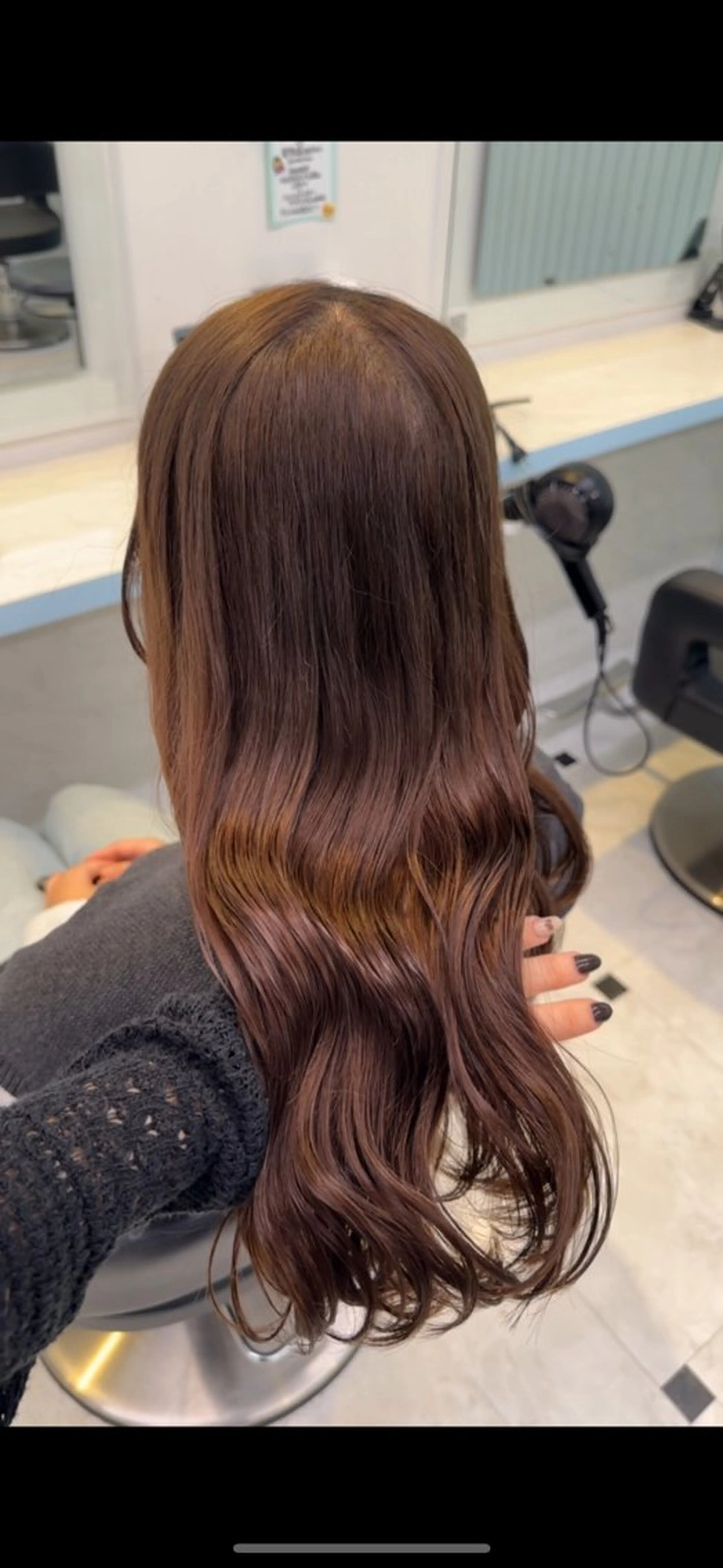 ロング カラー ブラウンカラー ヘアカラー トリートメント ♥️暖色モテカラ ー♥️由夏のヘアスタイル