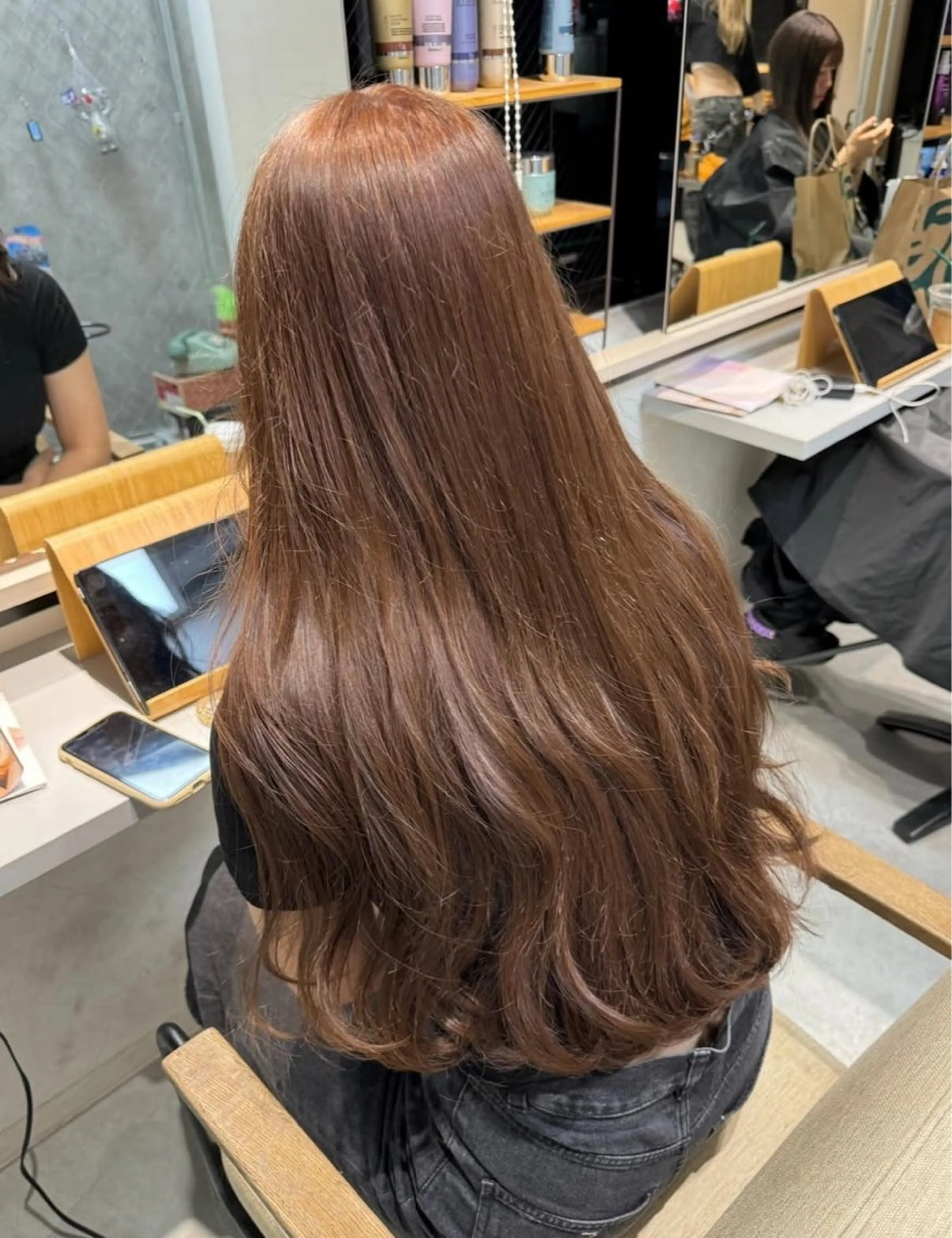 ロング カラー ヘアカラー 梅田 ハイトーン shionのヘアスタイル