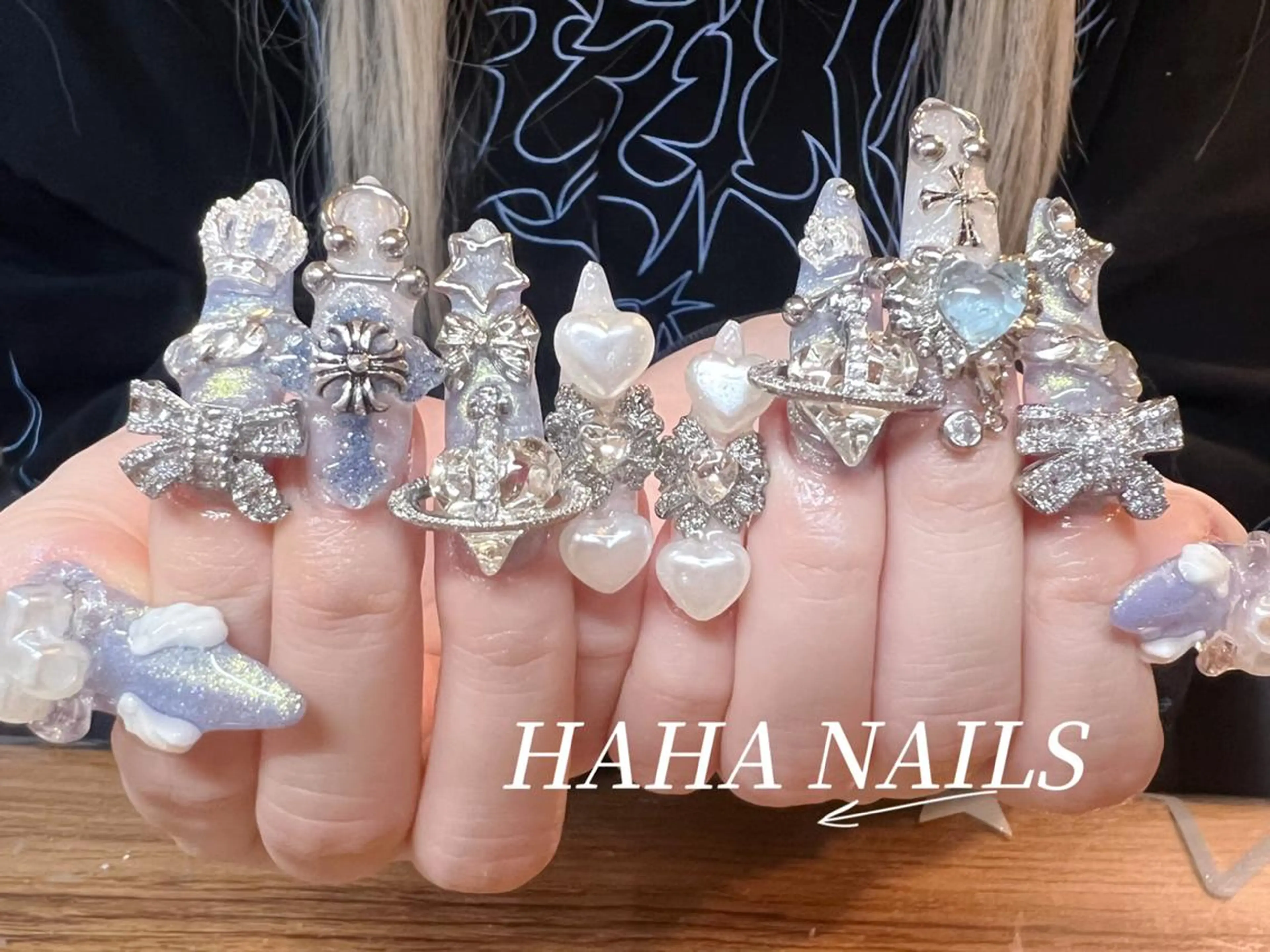 ネイル ハンドネイル HAHA ネイサロンのネイルデザイン