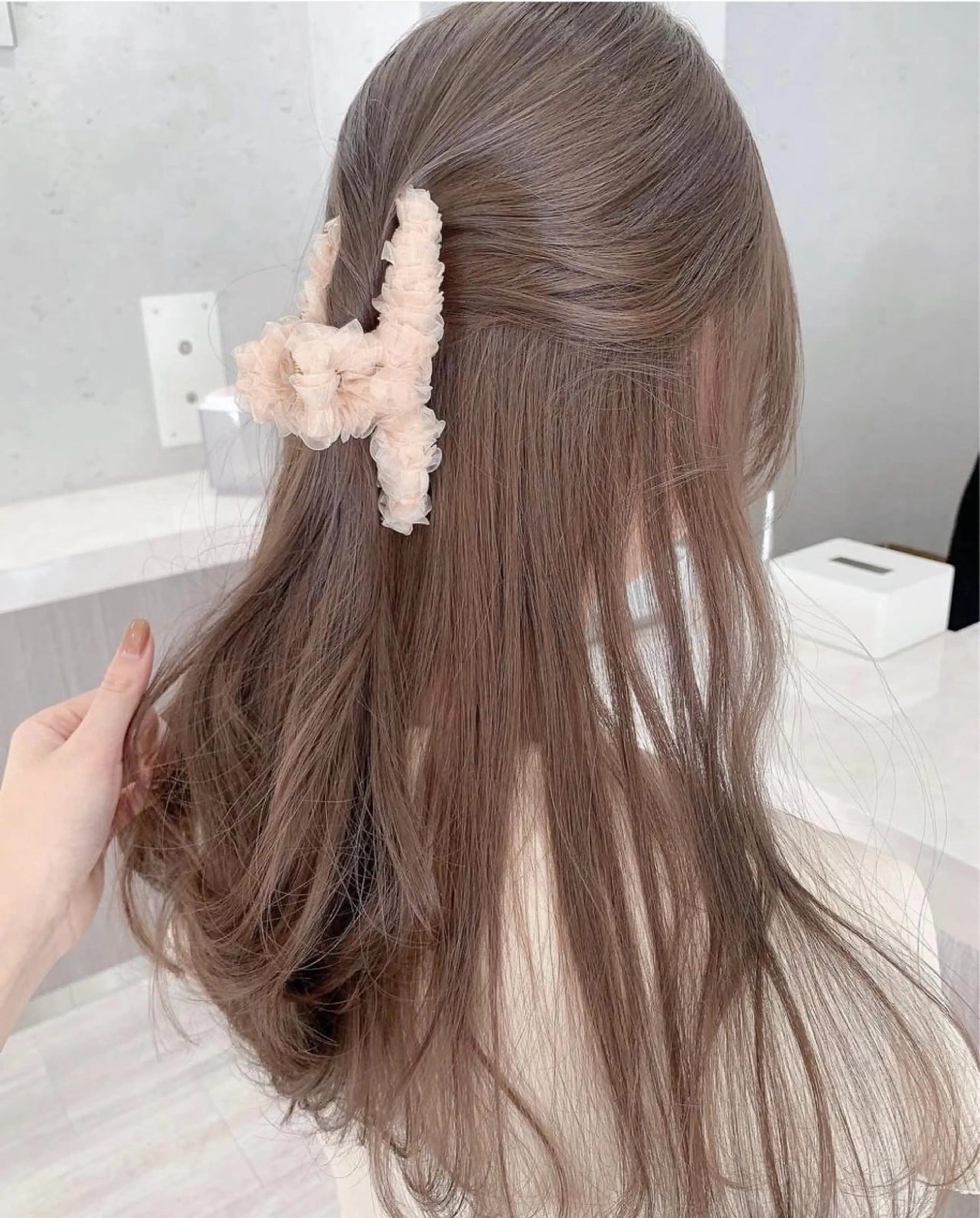 カラー ハイライトカラー /YUIのヘアスタイル