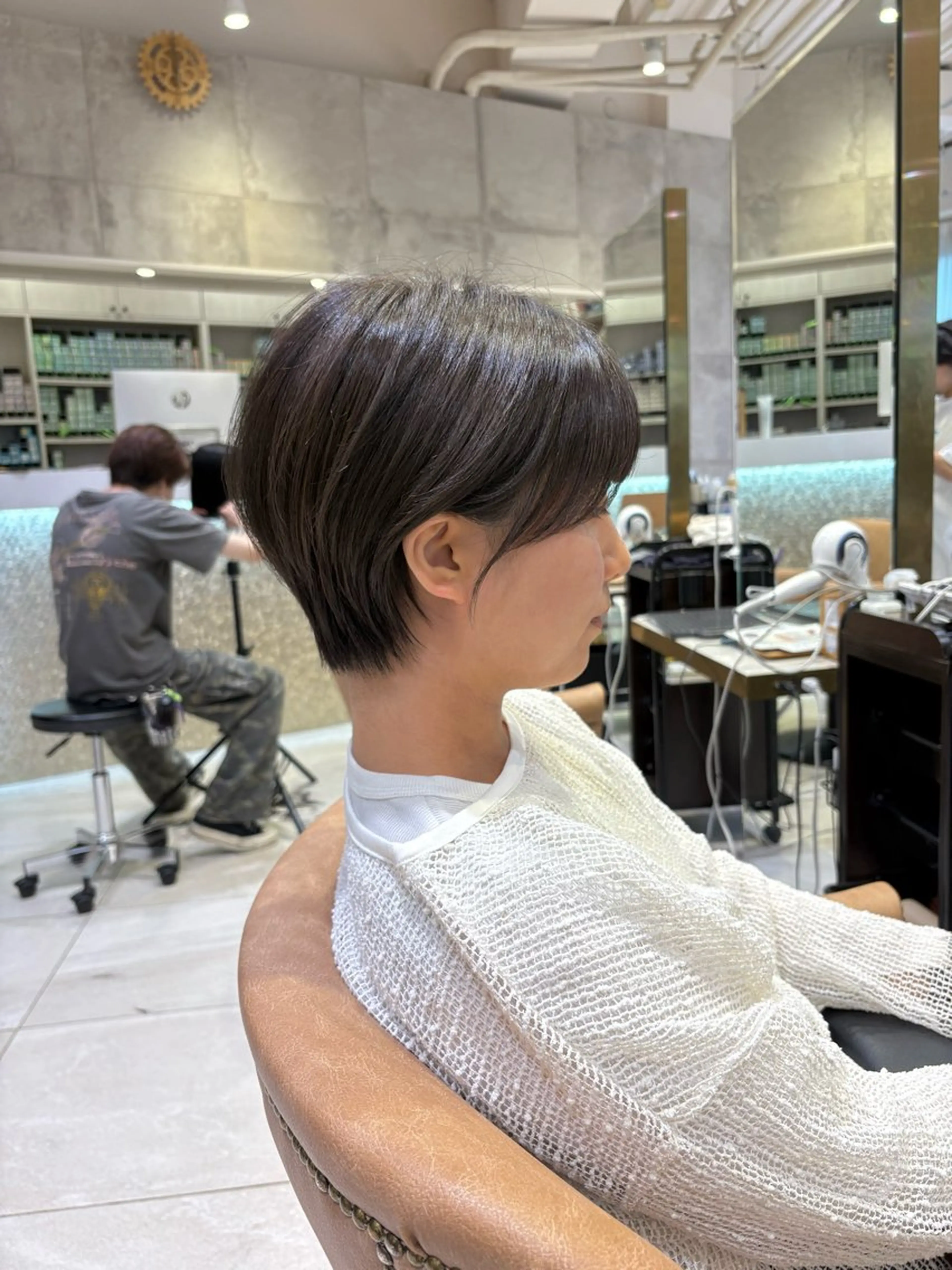 ショート カラー カット ヘアカラー 高橋 佳愛のヘアスタイル