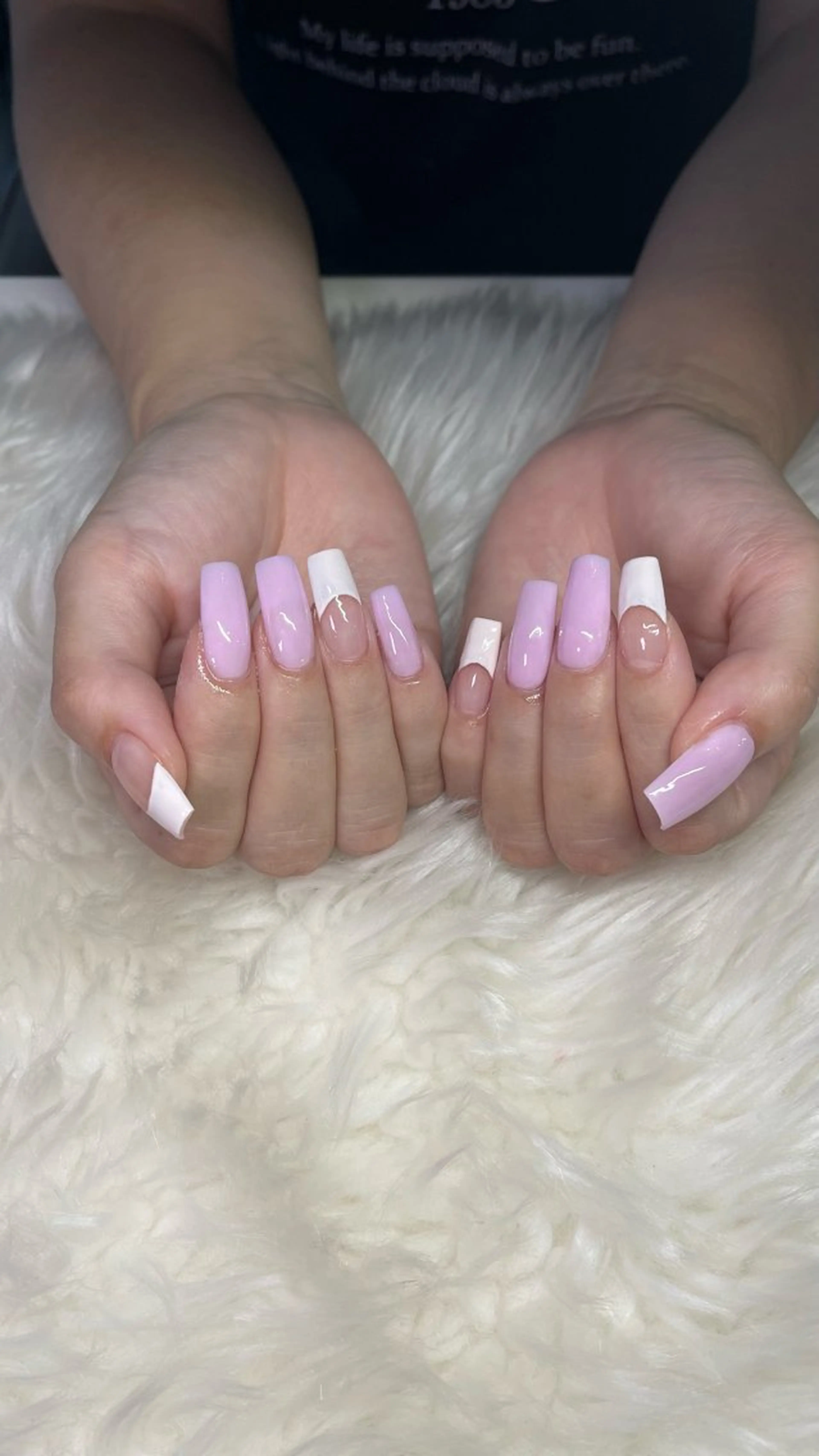 ネイル フレンチネイル ハンドネイル NAIL FOCUS Lisaのネイルデザイン