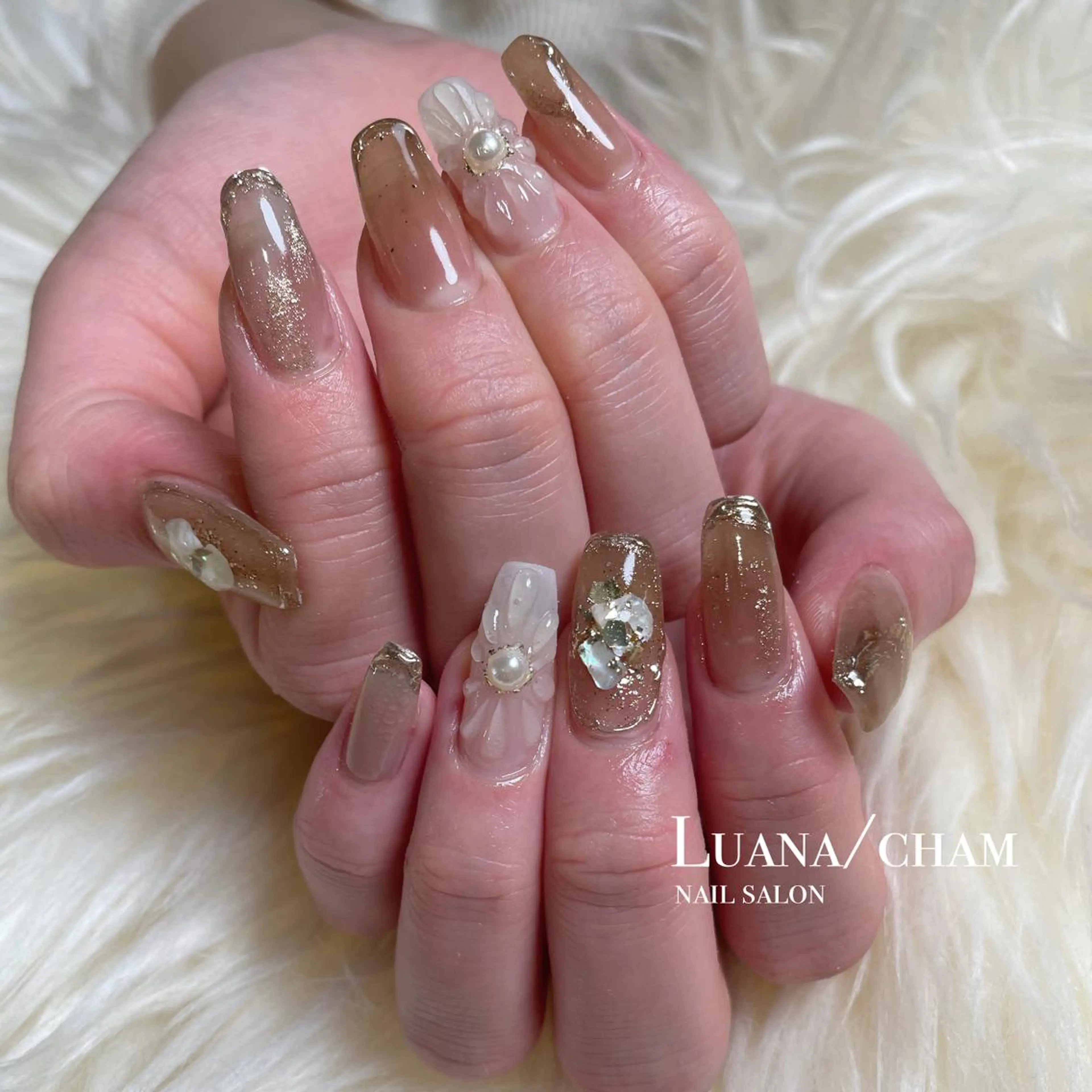 ロング ネイル 長さ出し フラワーネイル ぷっくりネイル nail salon neigeのネイルデザイン