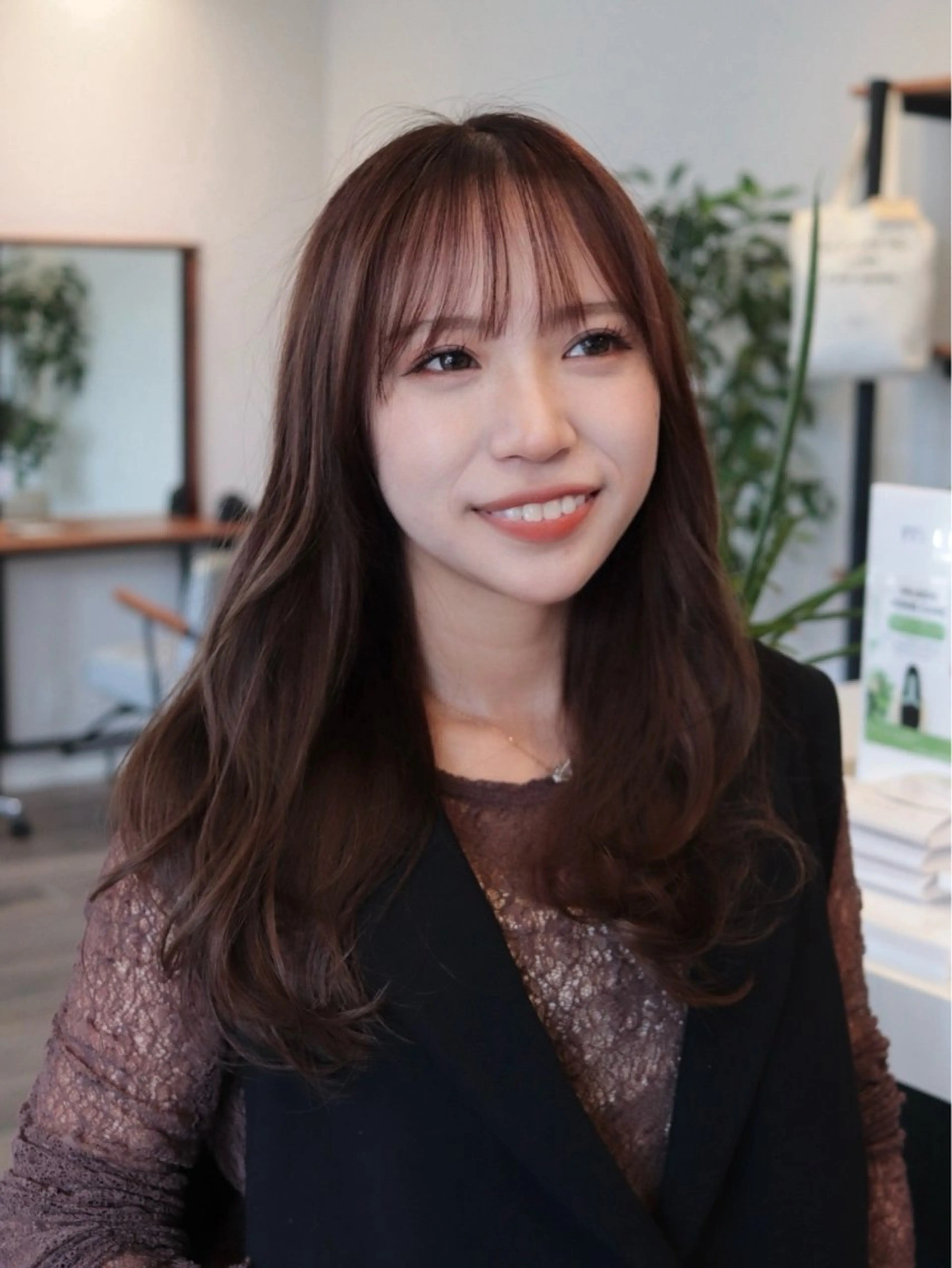 ロング 顔まわりレイヤー レイヤーカット shampoo hair salon所属・shampoo ryukaのヘアスタイル