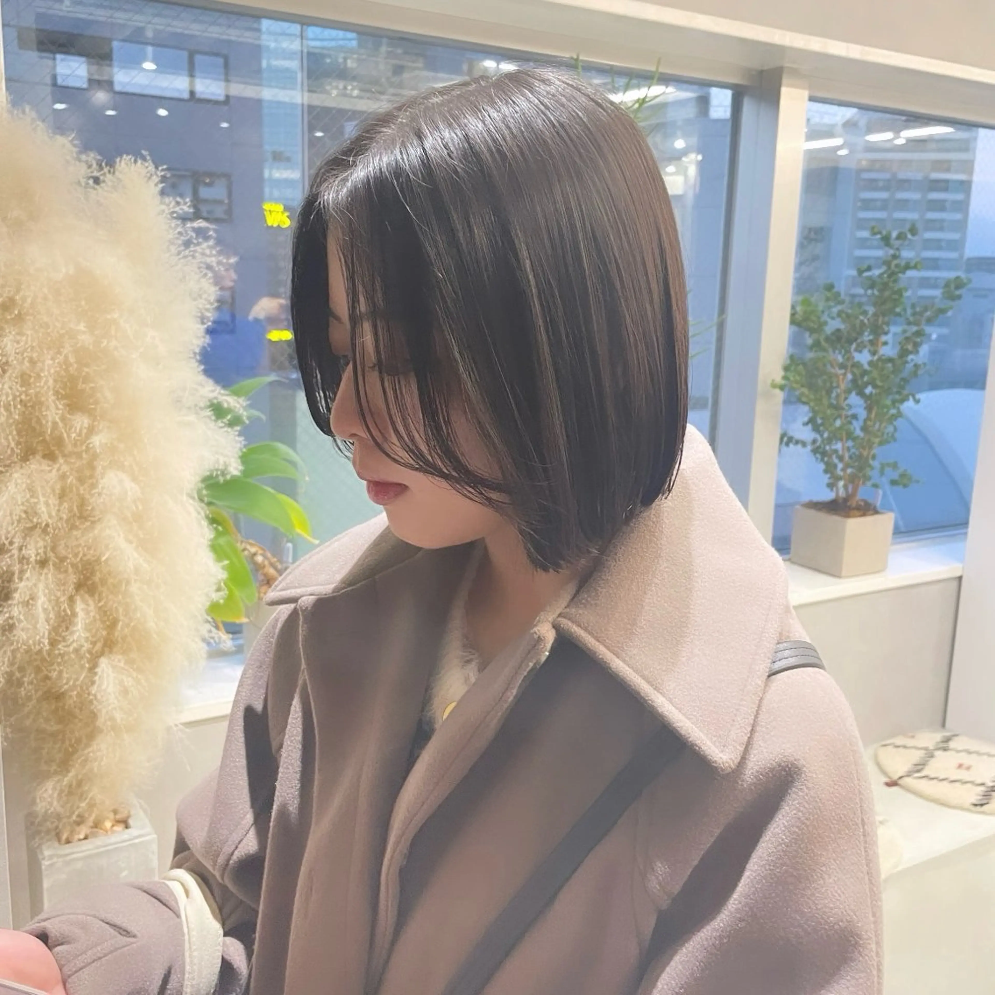 ショート ボブ 顔周りカット カット Rui/透明感カラー 暖色/レイヤーカットのヘアスタイル