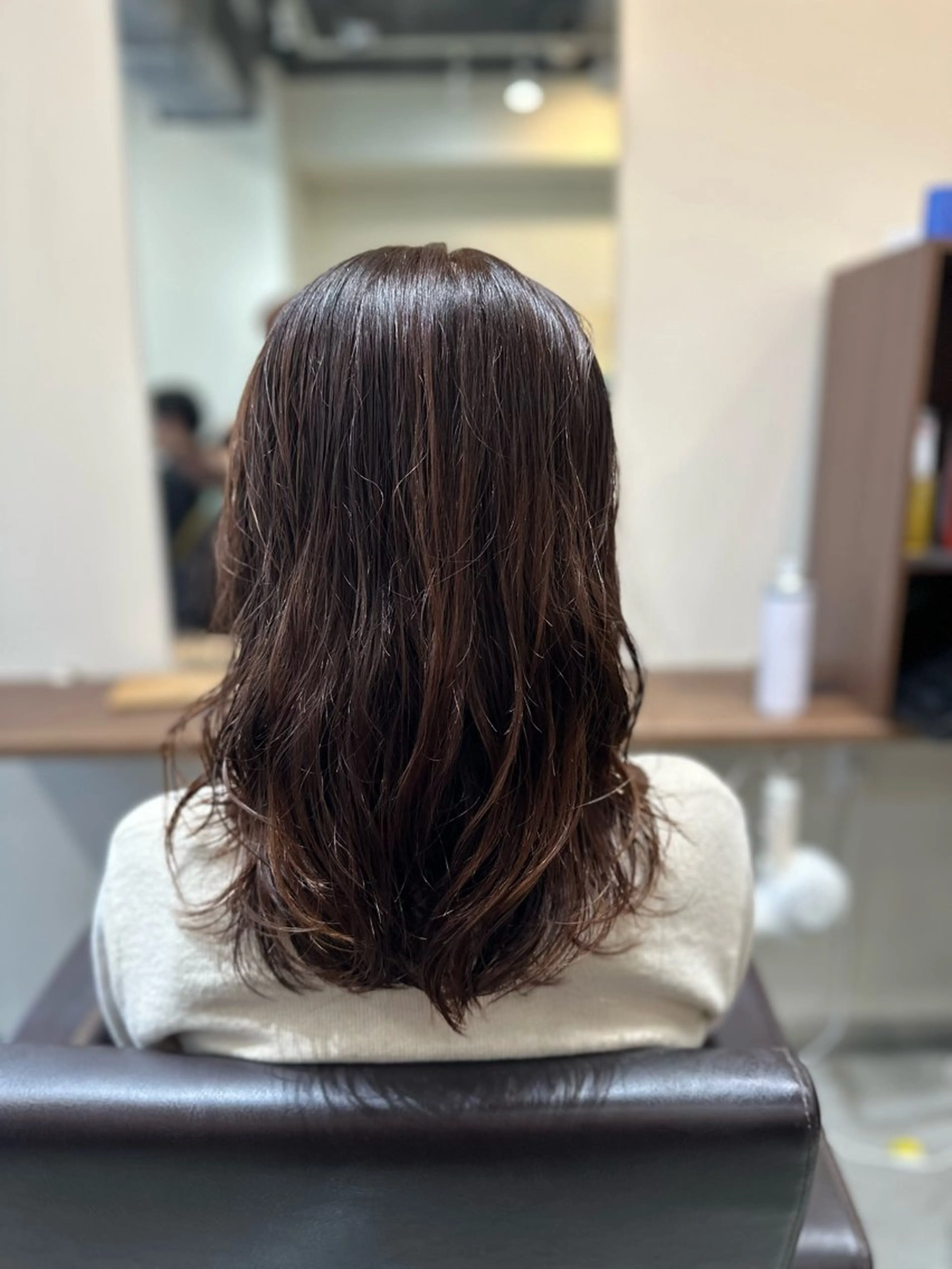 ミディアム カラー パーマ カット ヘアカラー パーマ トリートメント ヘッドスパ 縮毛矯正✨ 透明感カラー✨山下のヘアスタイル