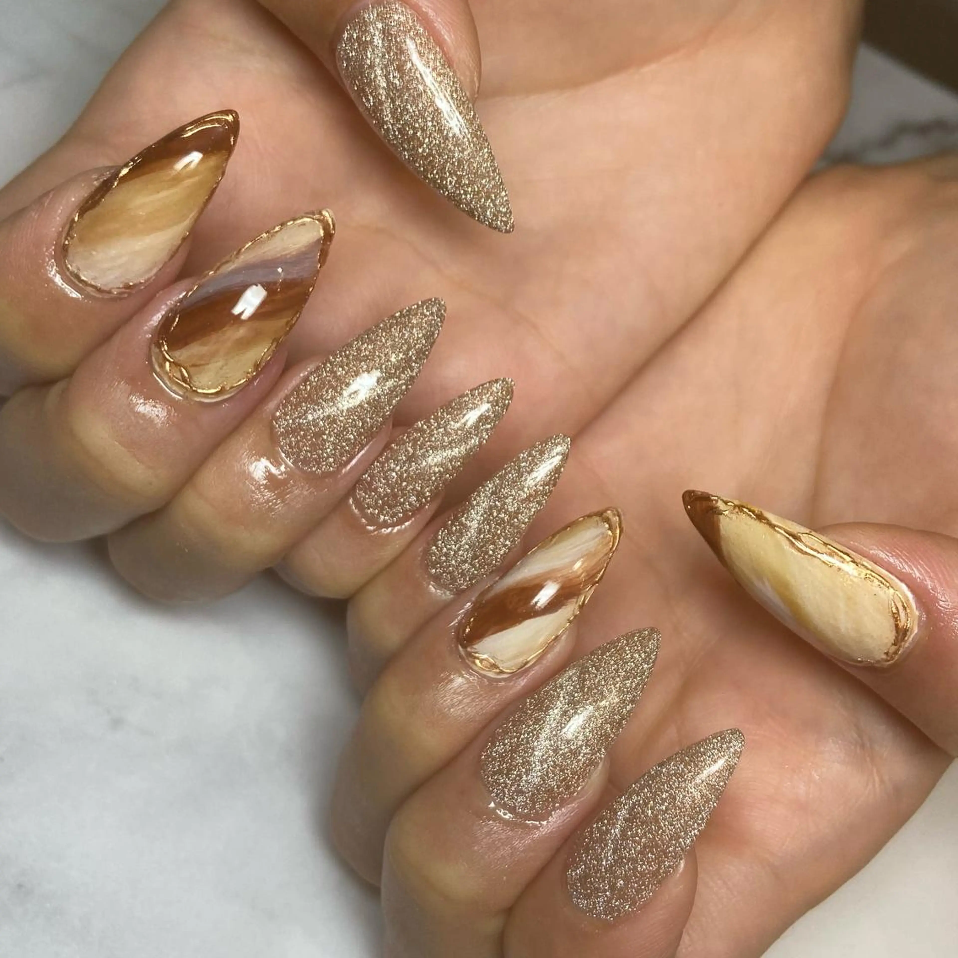 ネイル ハンドネイル YUN 💅のネイルデザイン