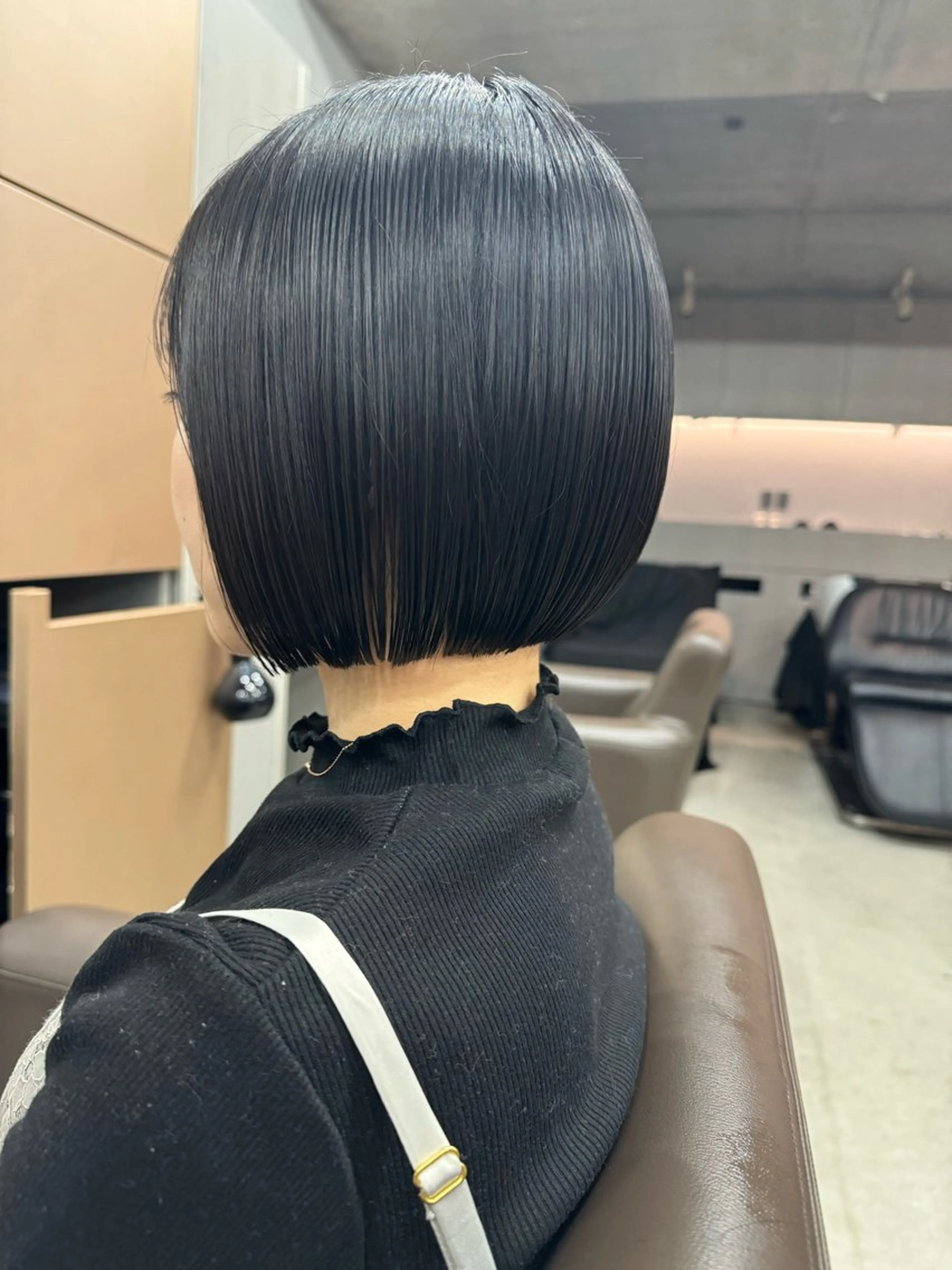 ミディアム カラー ショートカット無料/ 小顔ショートのヘアスタイル