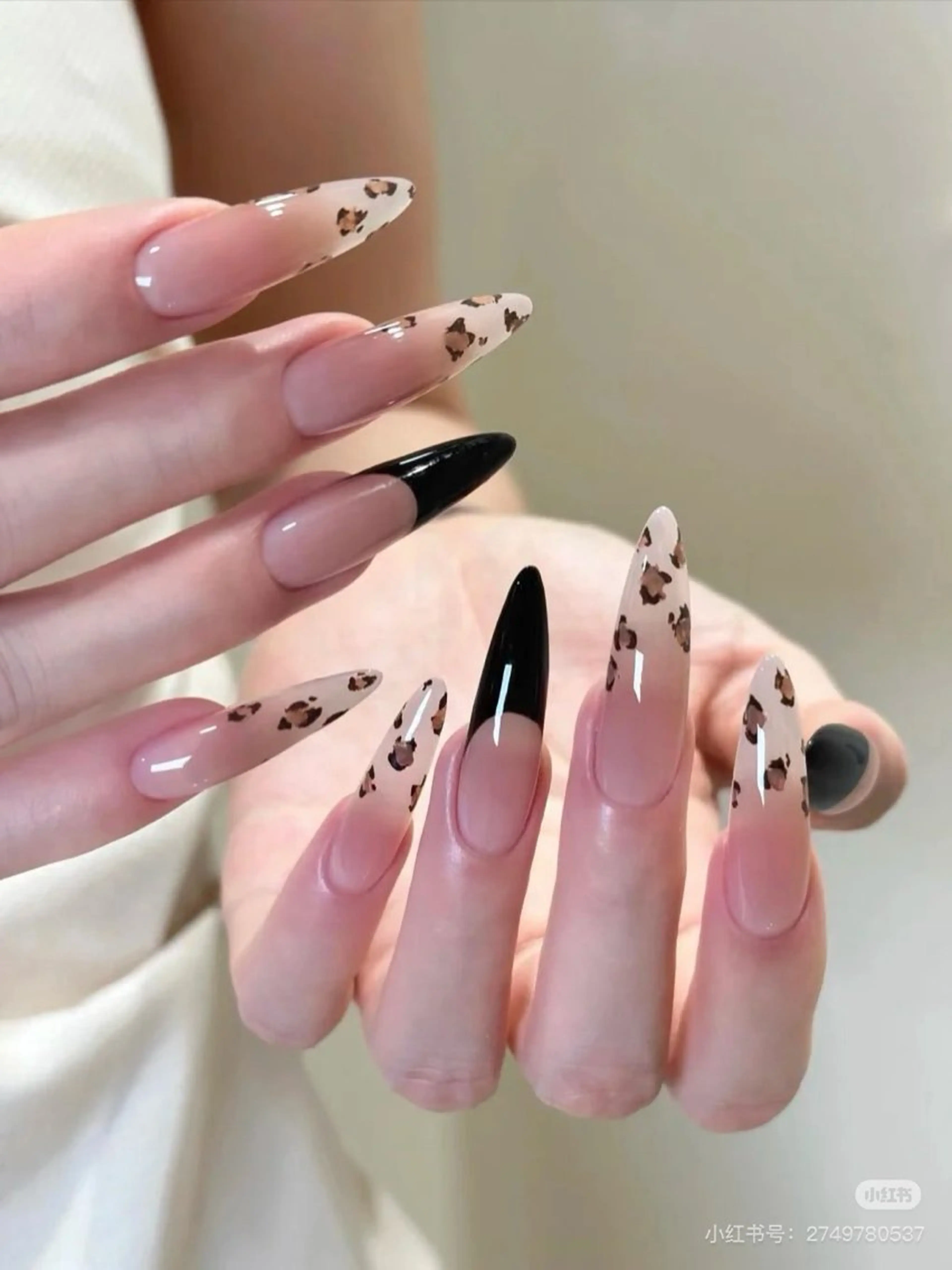 ネイル Rina スカルプ専門店のネイルデザイン