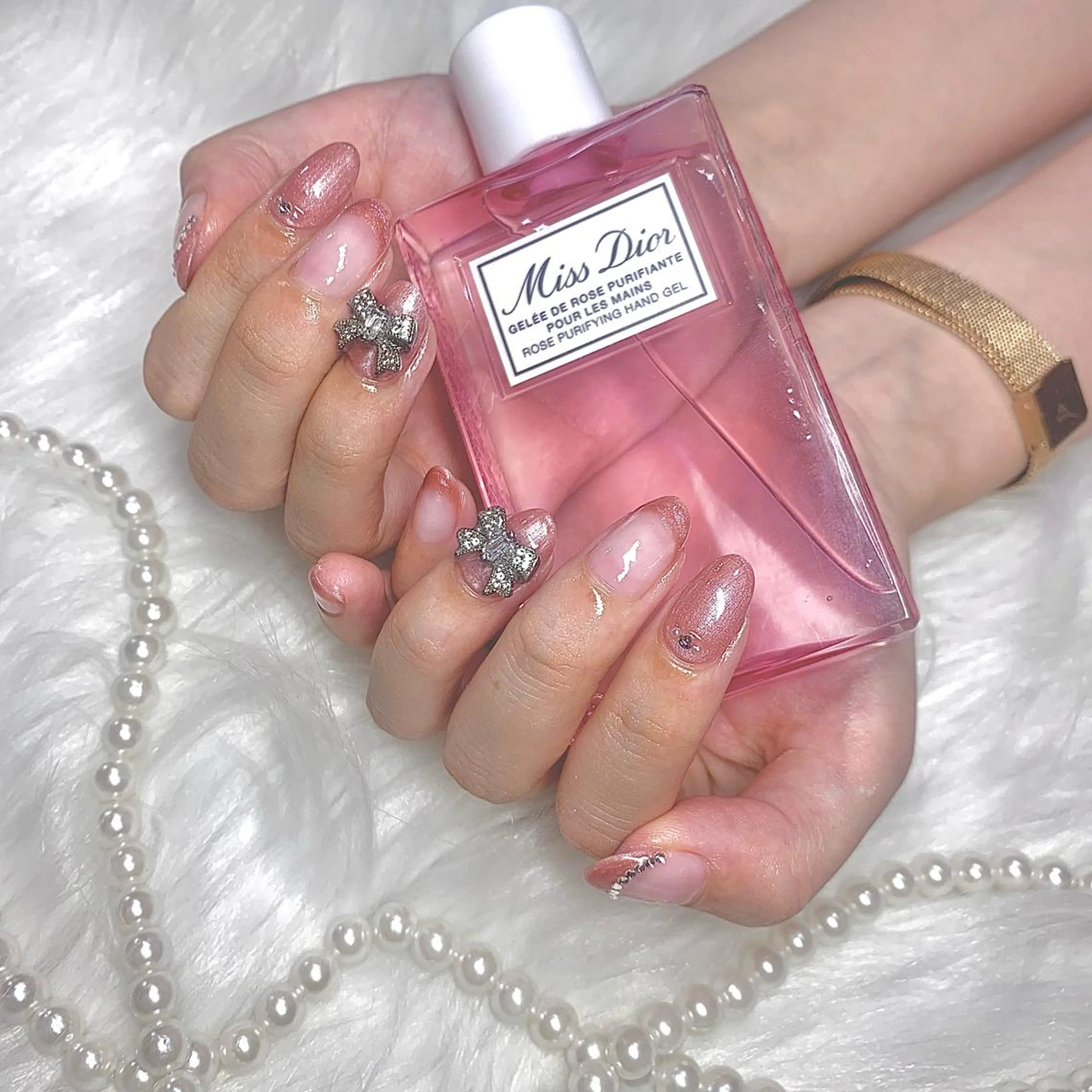 ネイル リボン élu by Noriko 前原のネイルデザイン