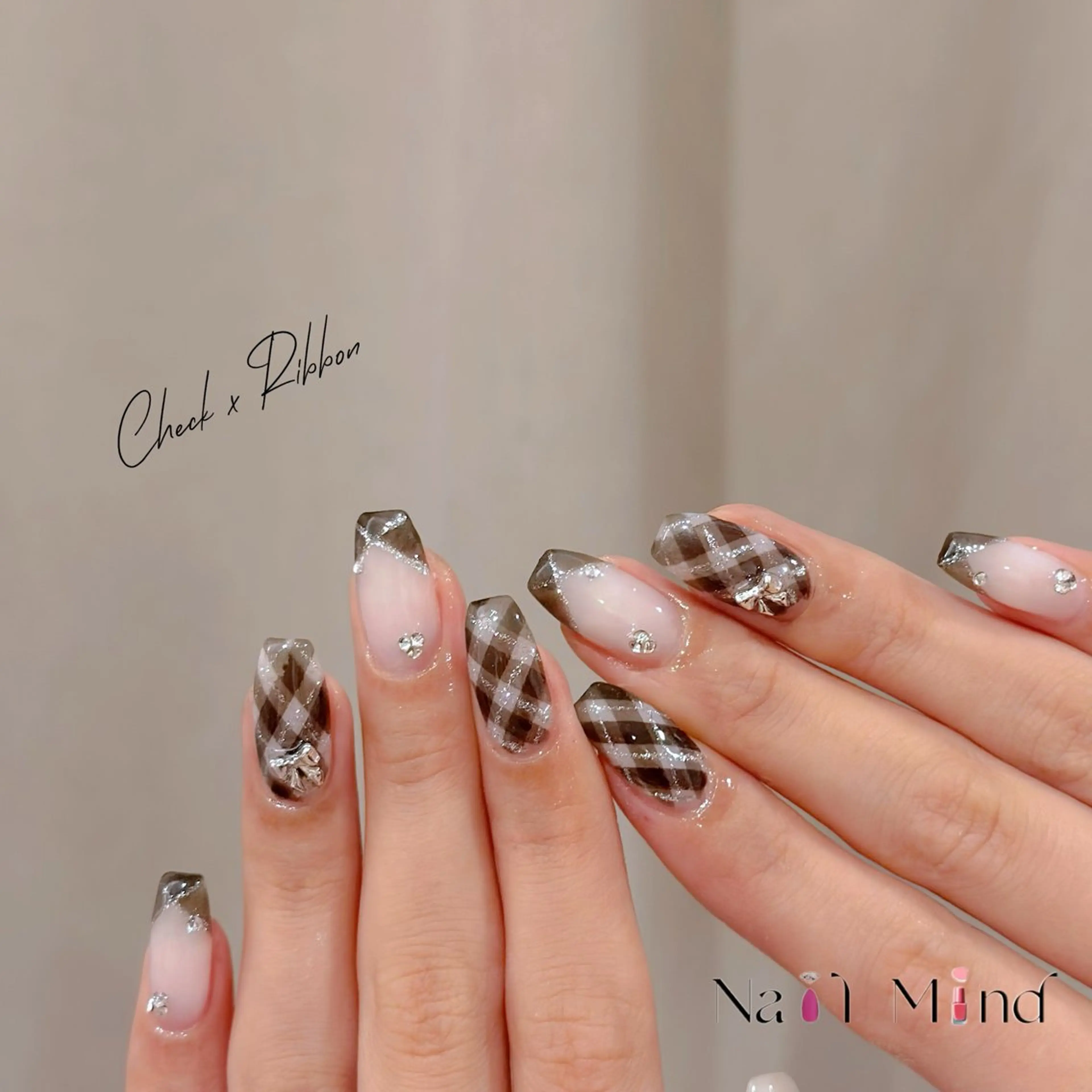 ネイル フレンチネイル ラメ(グリッター) リボン ハンドネイル Nail Mind (NaONail）のネイルデザイン