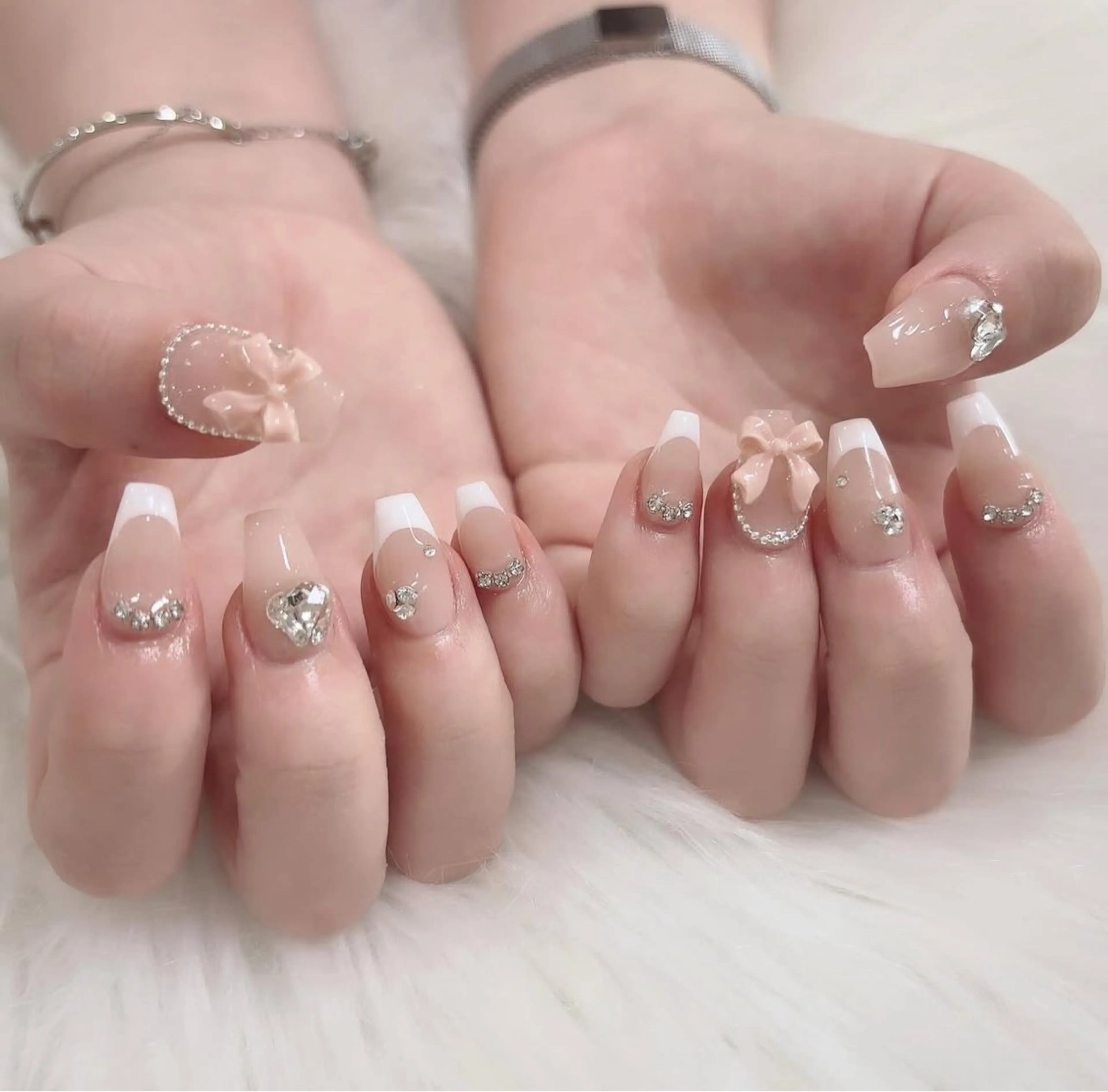 ネイル チークネイル フラッシュネイル フラワーネイル フットネイル ジェルネイル ハンドネイル LilyLala Nailsalonのネイルデザイン