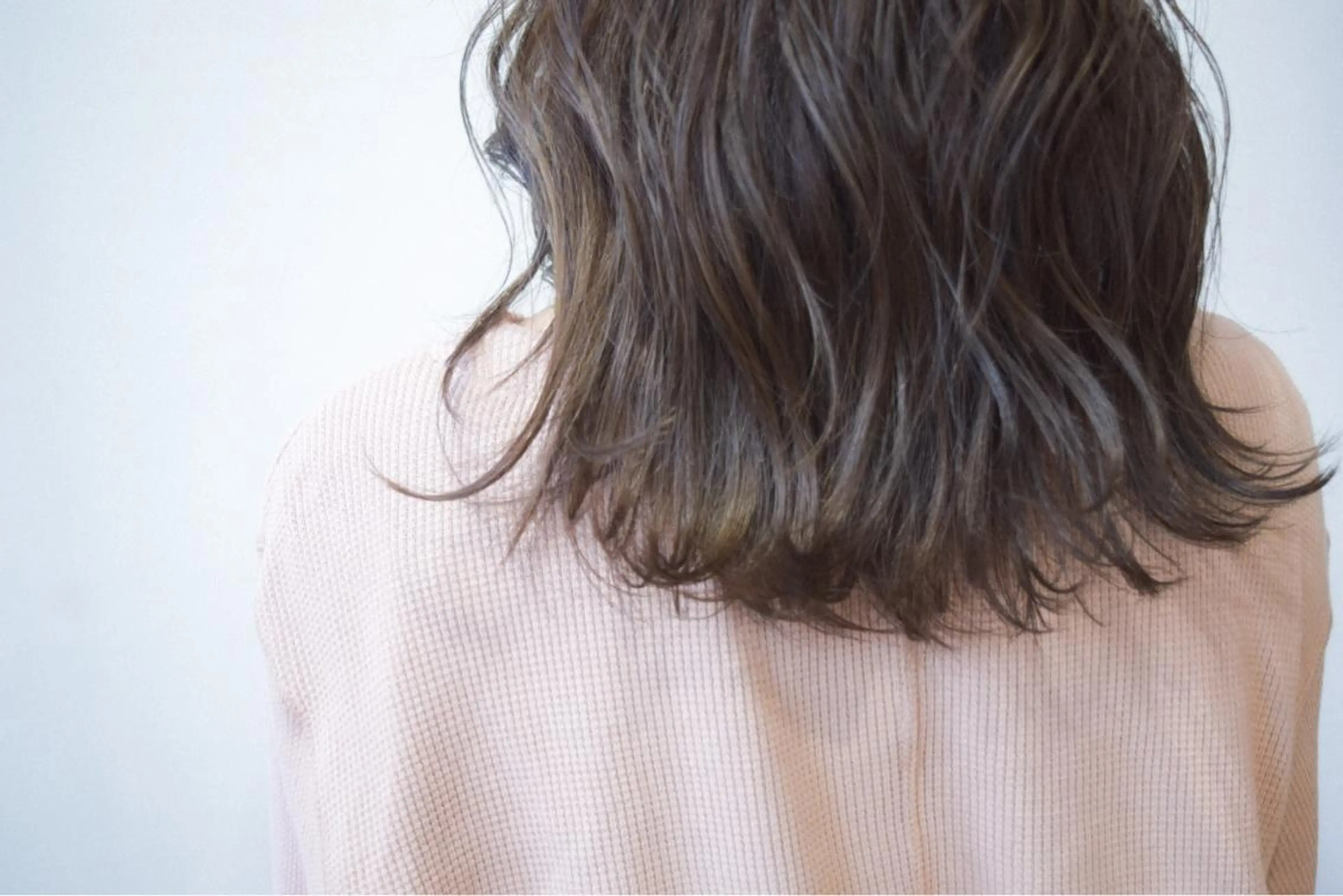 カラー グレージュ ハイトーンカラー RYUのヘアスタイル