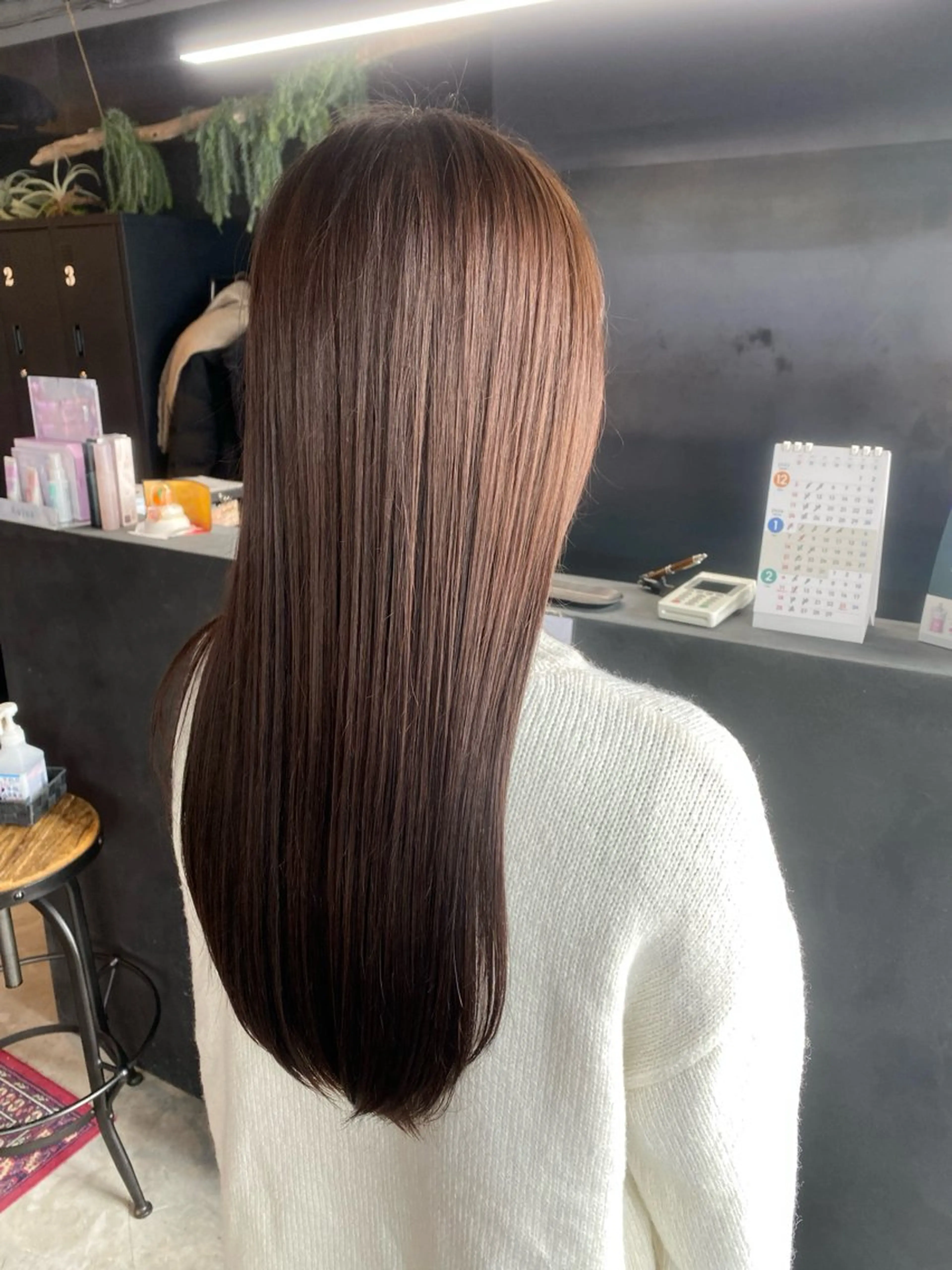 ロング カラー 透明感カラー イルミナカラー 髪質改善 トリートメント ヘアカラー トリートメント Linda Hiro所属・坂下 麻梨奈のヘアスタイル