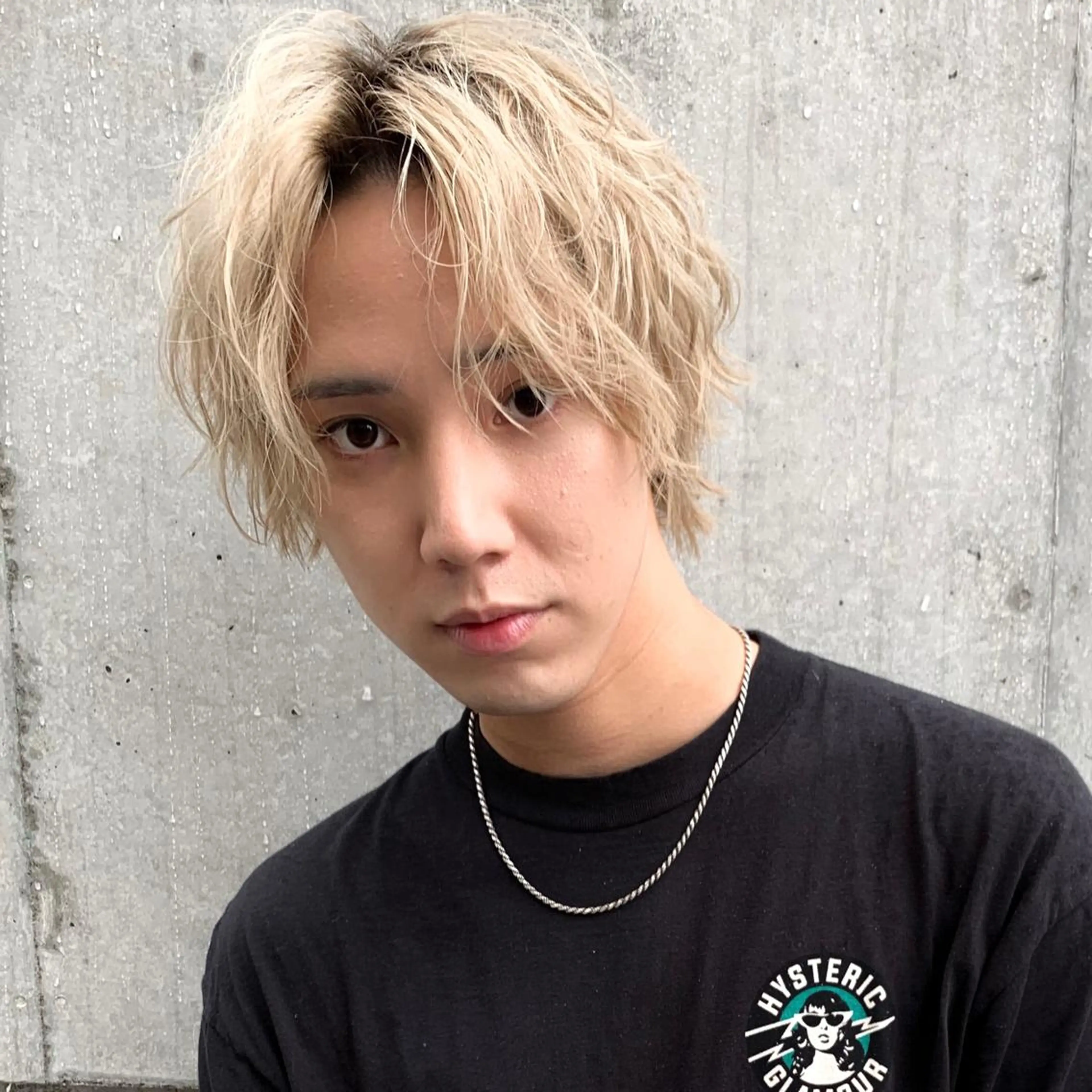 ショート カラー パーマ メンズ メンズブリーチ メンズパーマ ブリーチ ストレートパーマ 王子田 隼のヘアスタイル