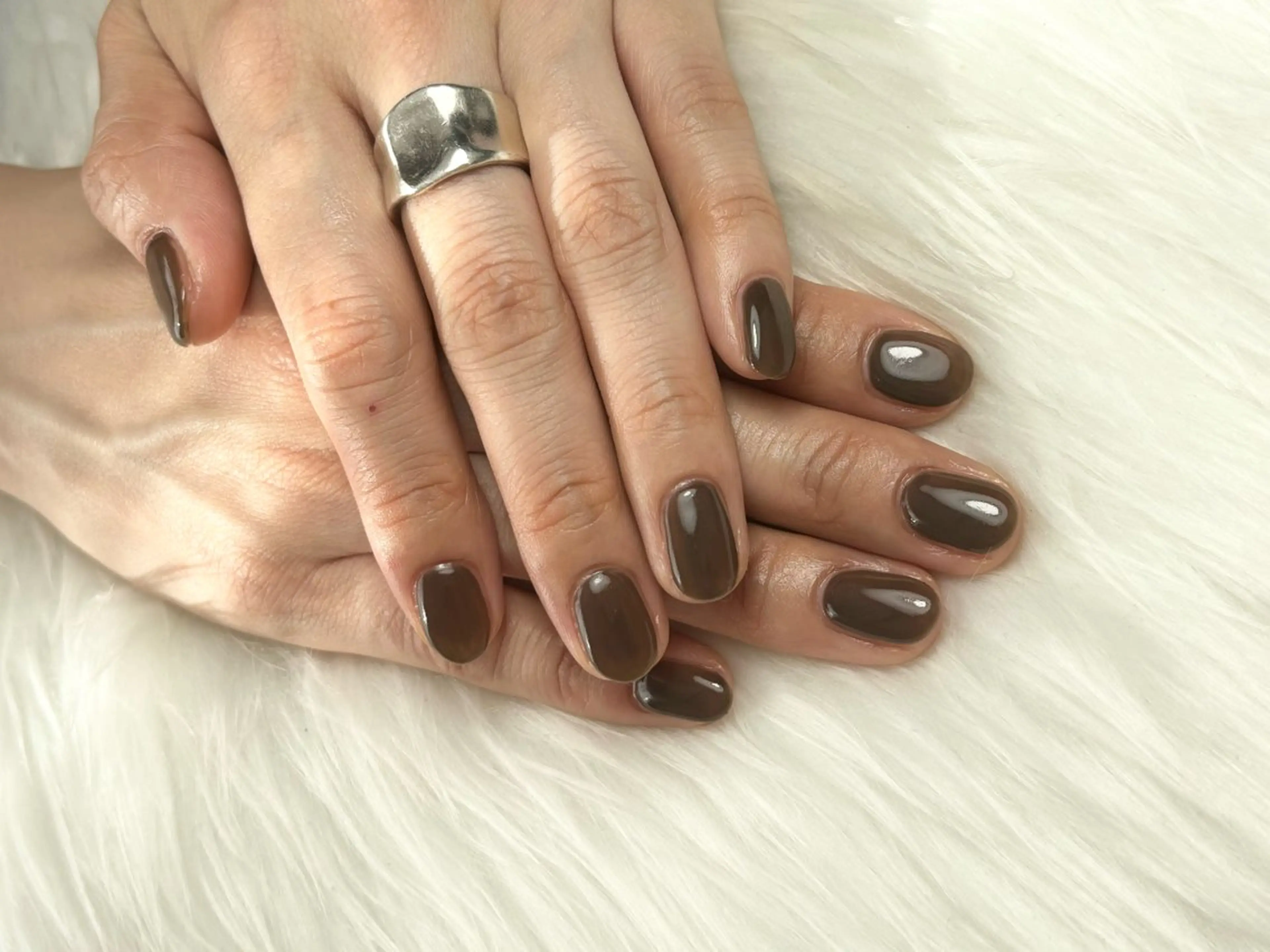 ネイル ブラウン ハンドネイル MIKA ♡のネイルデザイン