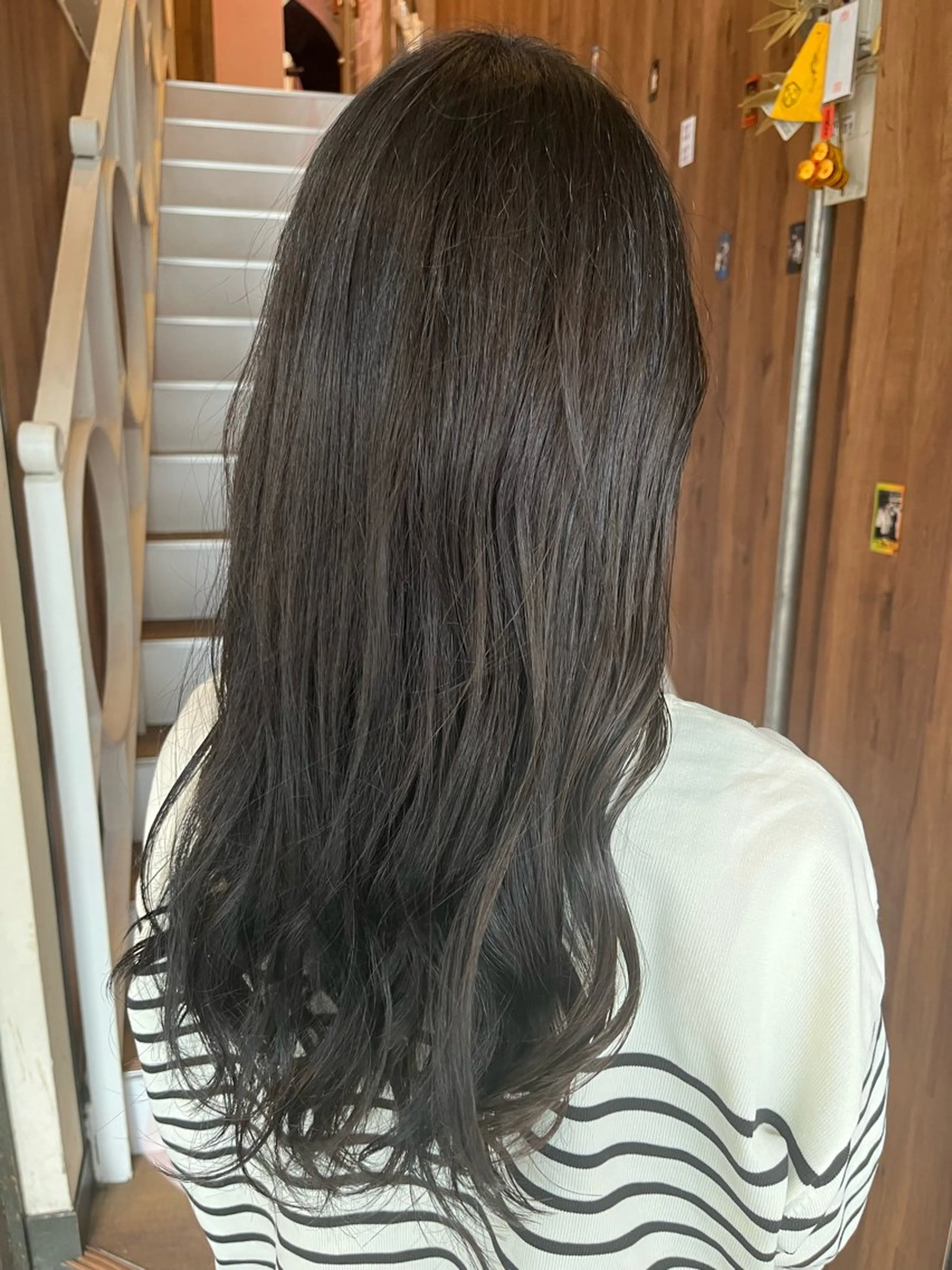 ロング カラー パーマ ヘアアレンジ 透明感カラー カット ヘアカラー トリートメント 暗髪透明感カラー/ インナー/小島良太のヘアスタイル