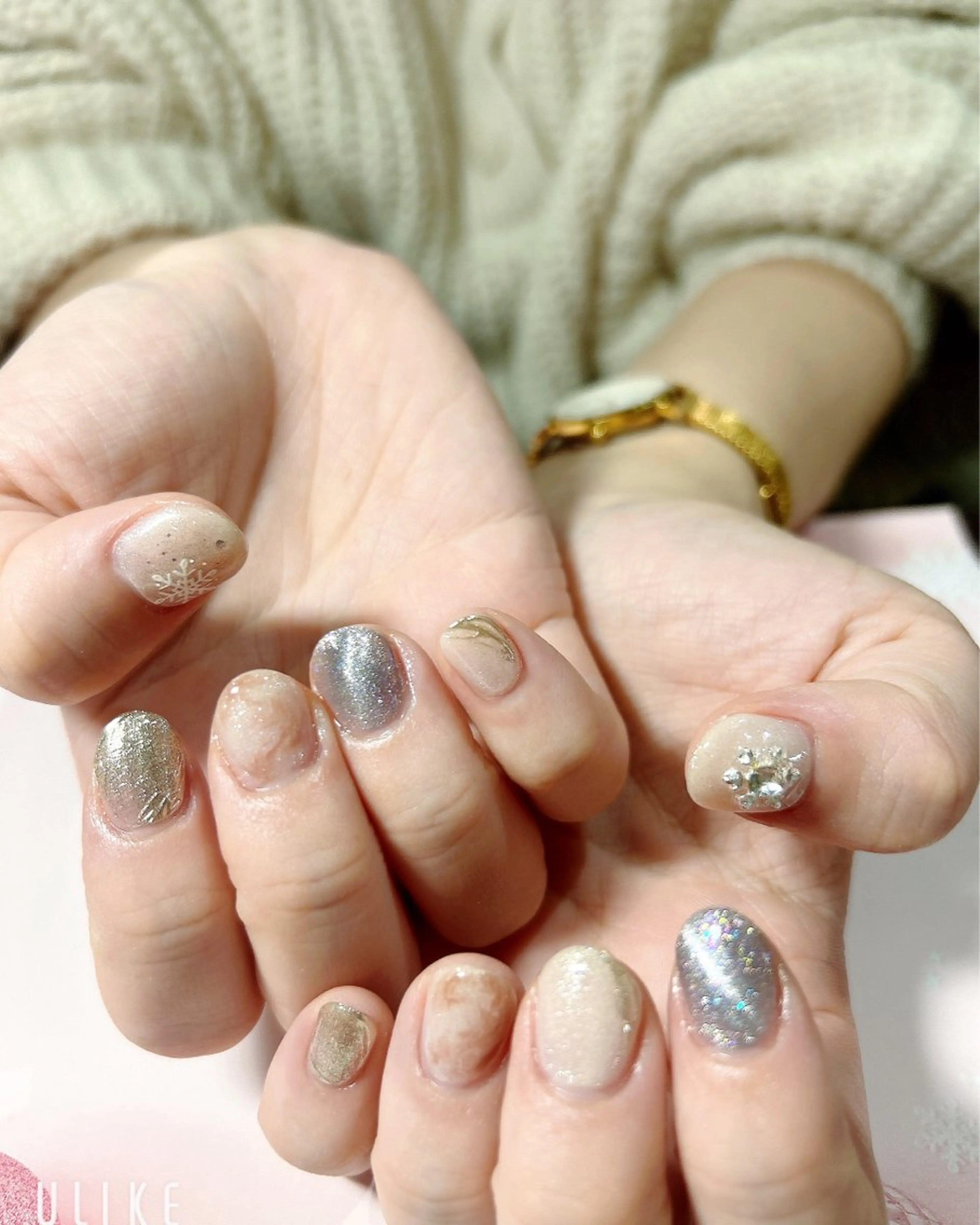 ネイル ニュアンスネイル ハンドネイル 吉野✨ ネイルデザイナー✨のネイルデザイン