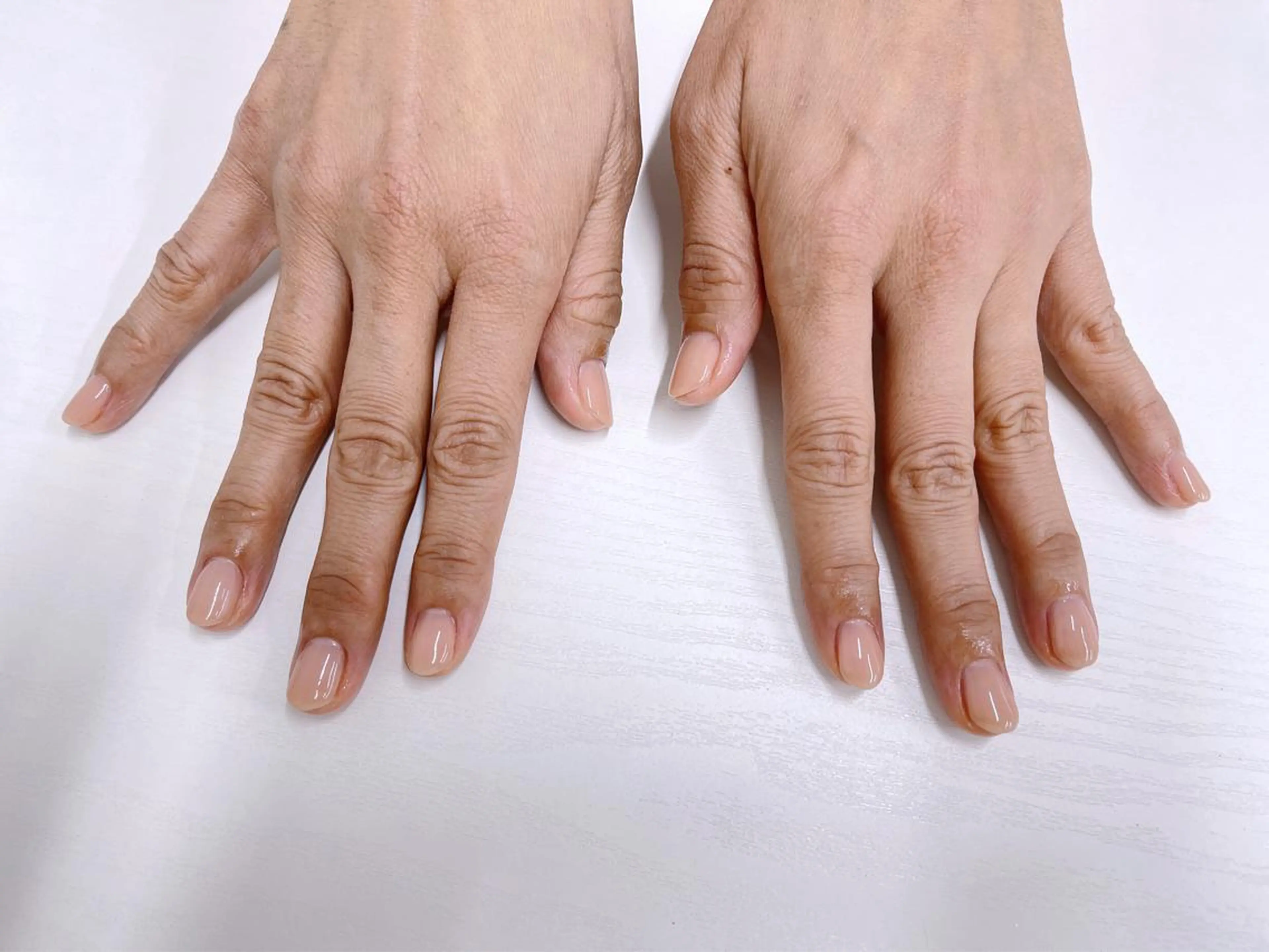 ネイル オフィスネイル シンプルネイル ハンドネイル nail  salon  AI所属・nail salon AIのネイルデザイン