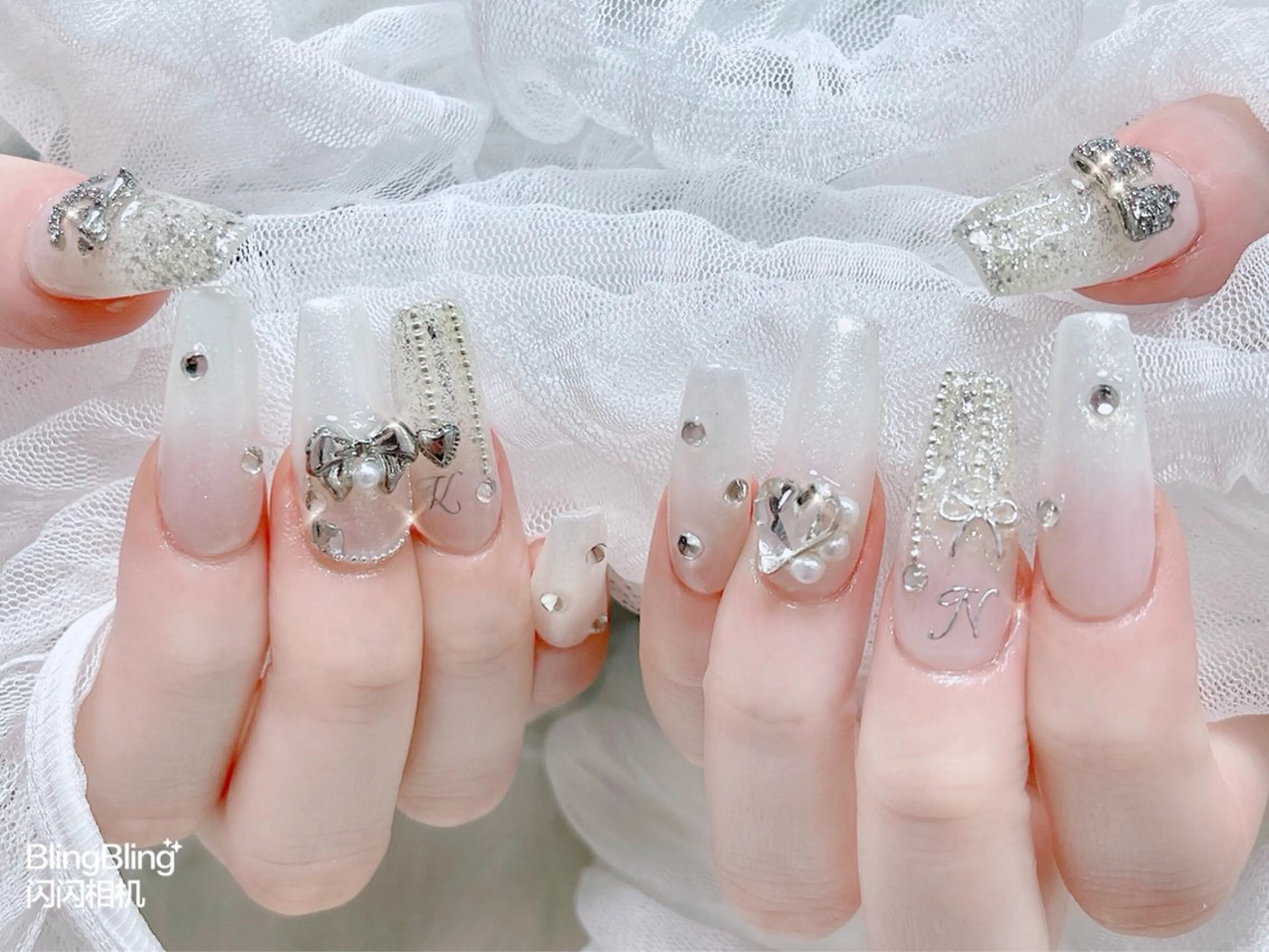 ネイル オーロラネイル チークネイル 長さ出し フットネイル フレンチネイル NaNa nailのネイルデザイン