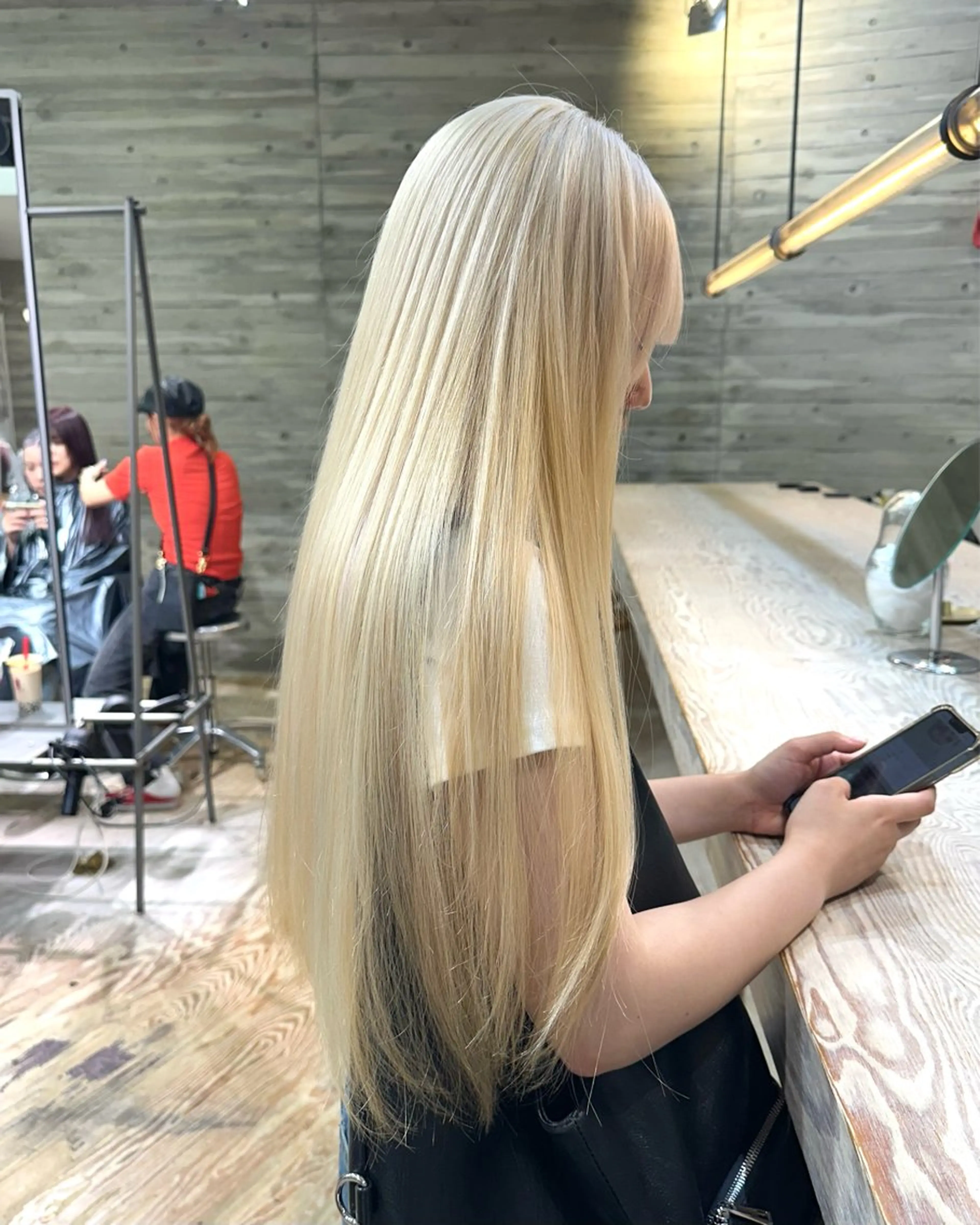 ロング ヘアカラー トリートメント 抜きっぱなしブロンド ササキカズマのヘアスタイル