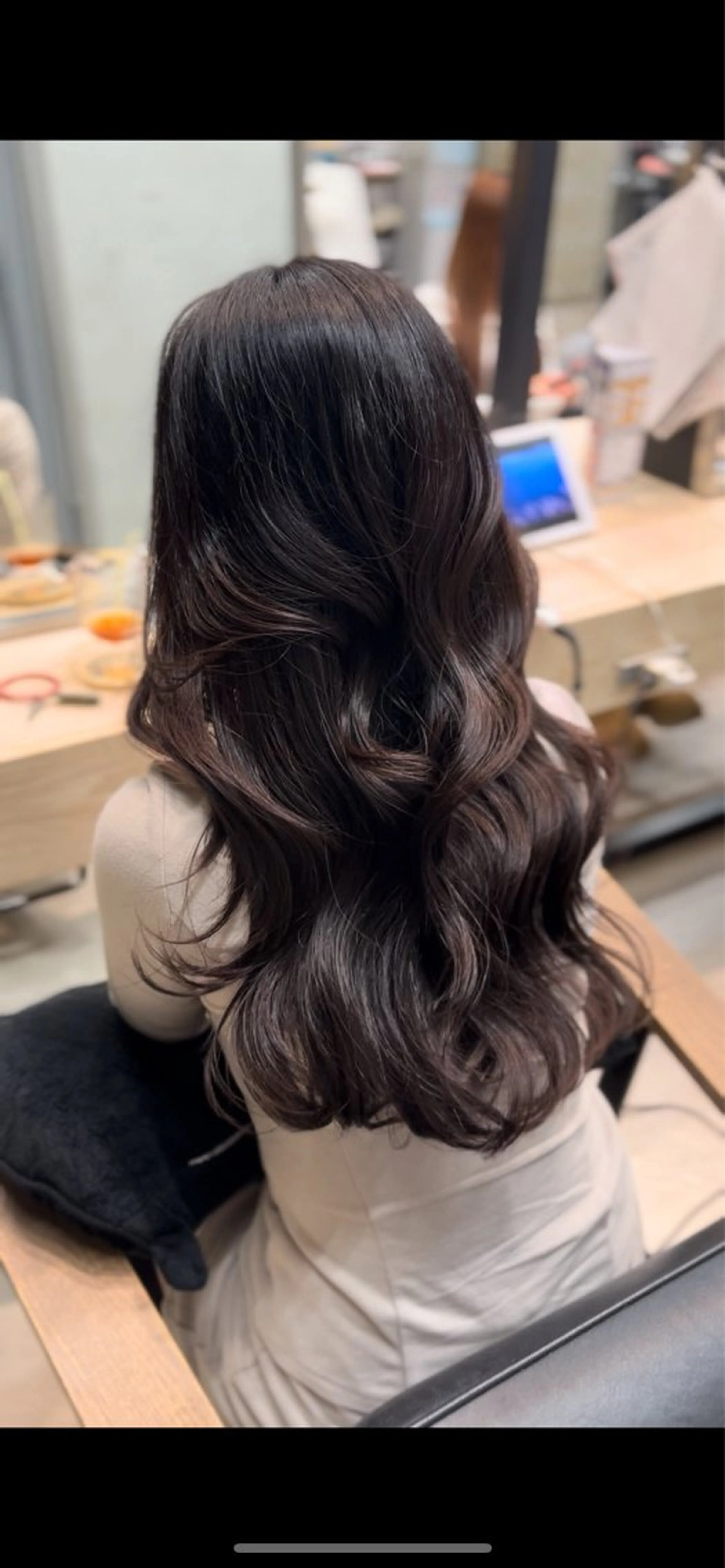 ロング misato/レイヤ ー/暖色カラーのヘアスタイル