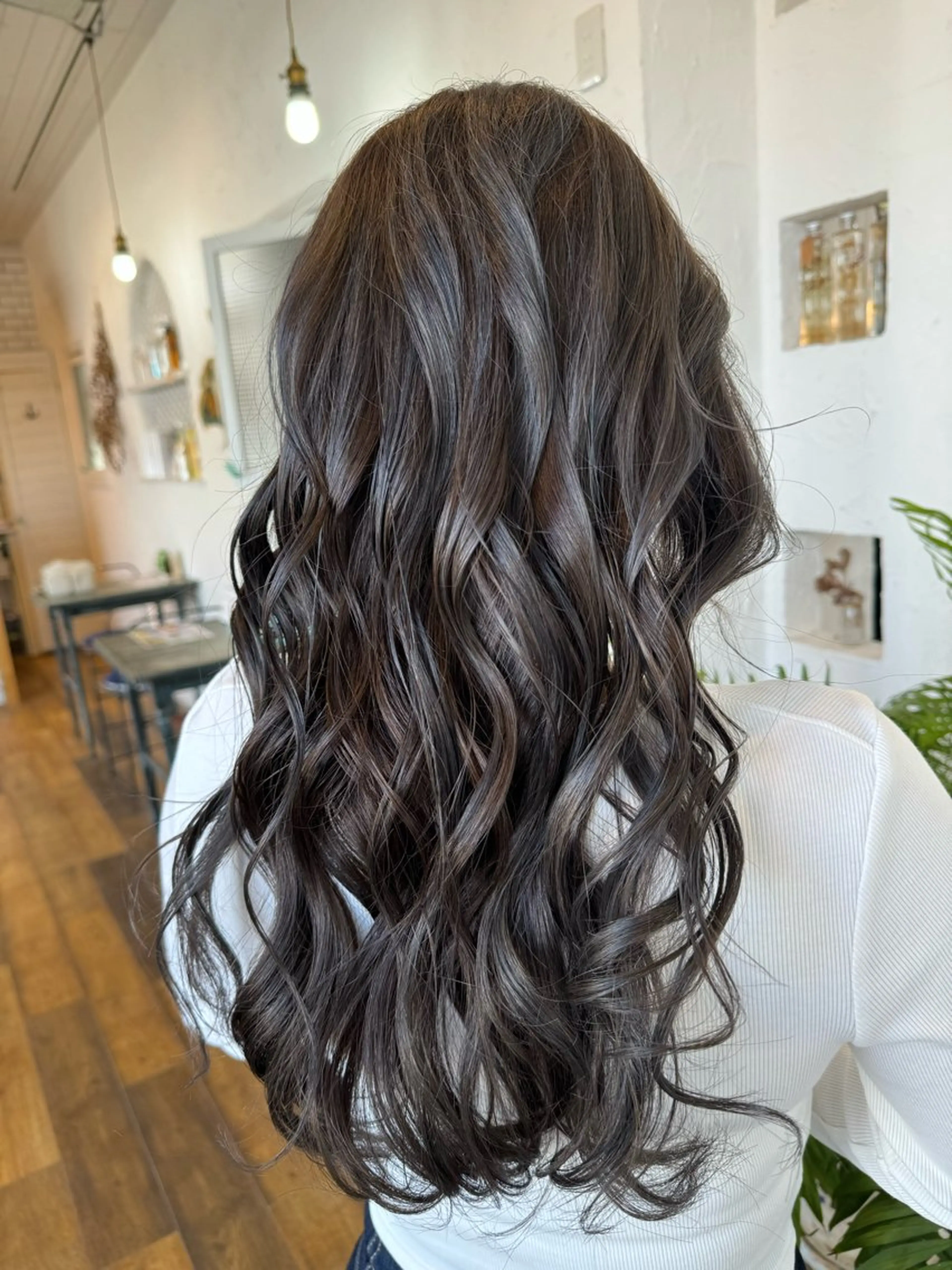 ロング カラー アッシュ 透明感カラー ハイトーンカラー ヘアカラー 🌸小掛🌸 豊橋外国人風カラーのヘアスタイル