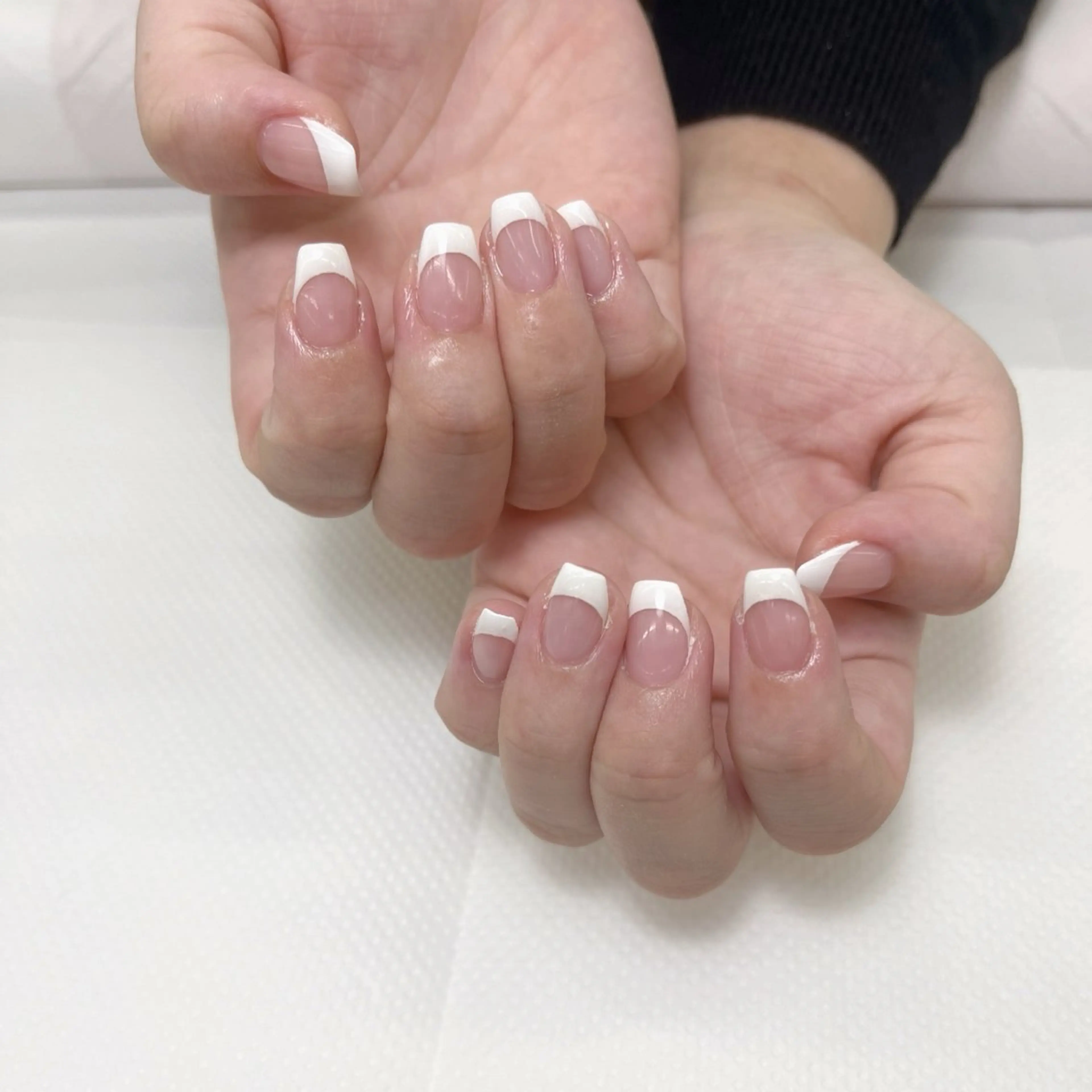 ネイル フレンチネイル ハンドネイル 【MAXKELLY】 AOYAMAのネイルデザイン