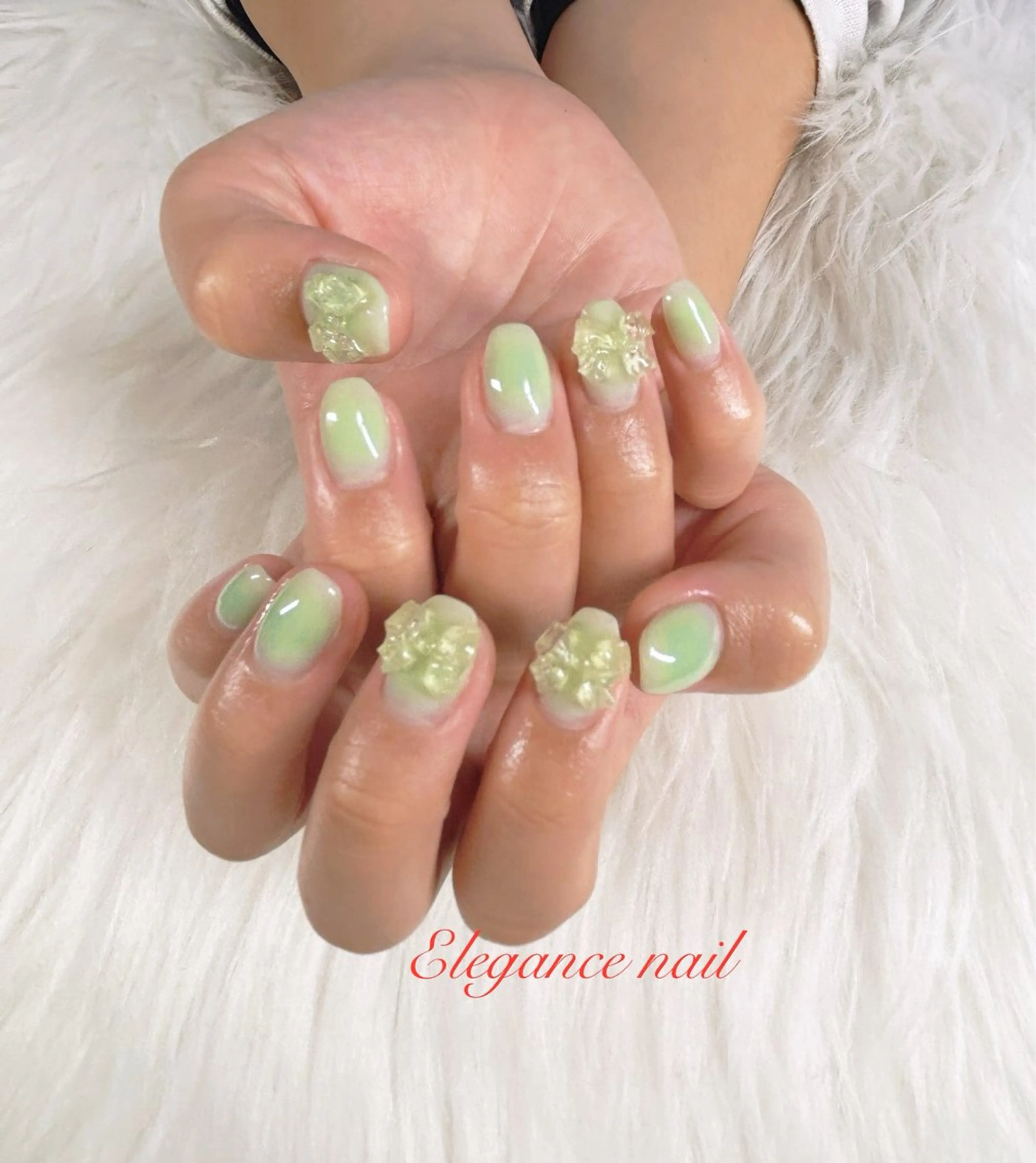 ネイル Elegance Nail所属・Elegance Nail本厚木店舗のネイルデザイン