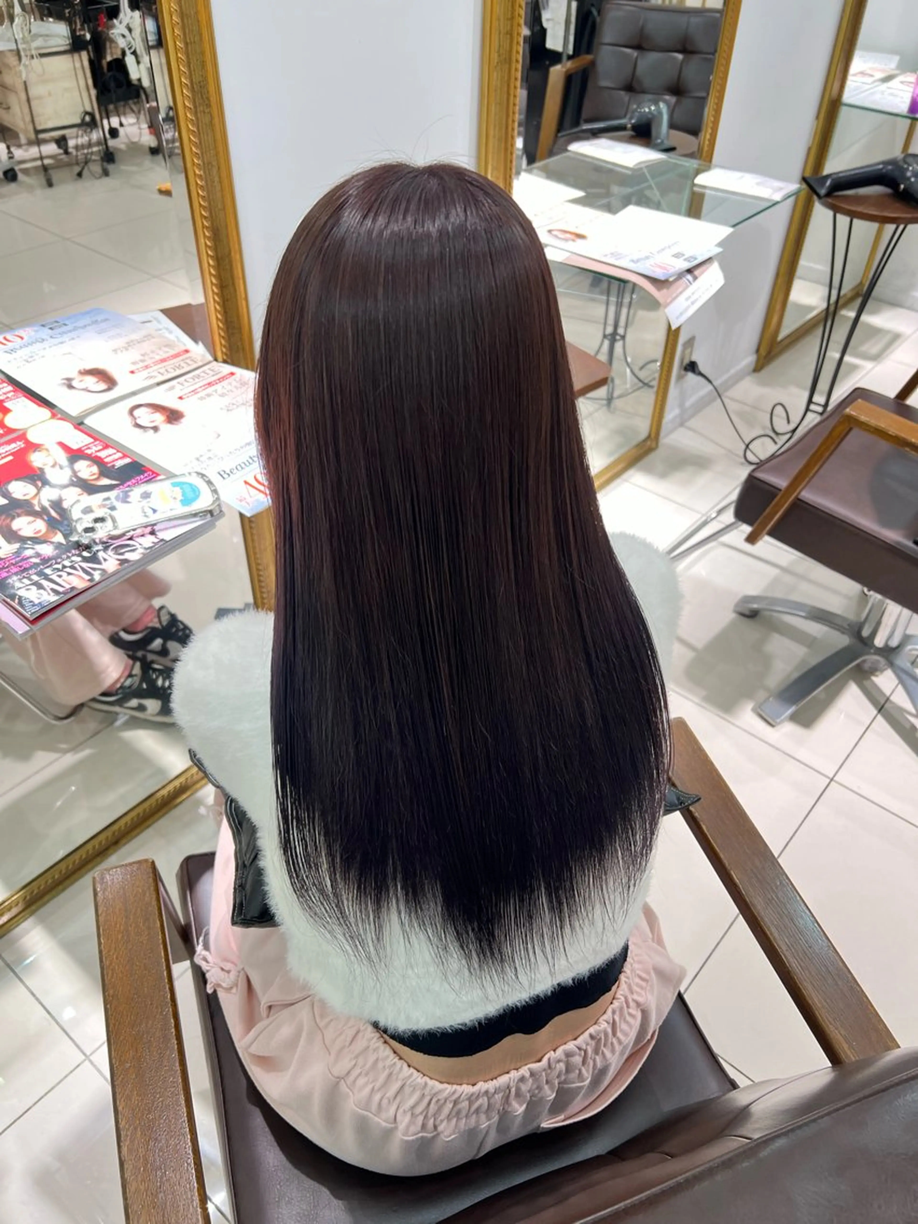 ロング カラー ハイトーンカラー 🤍🫧 長井 律のヘアスタイル