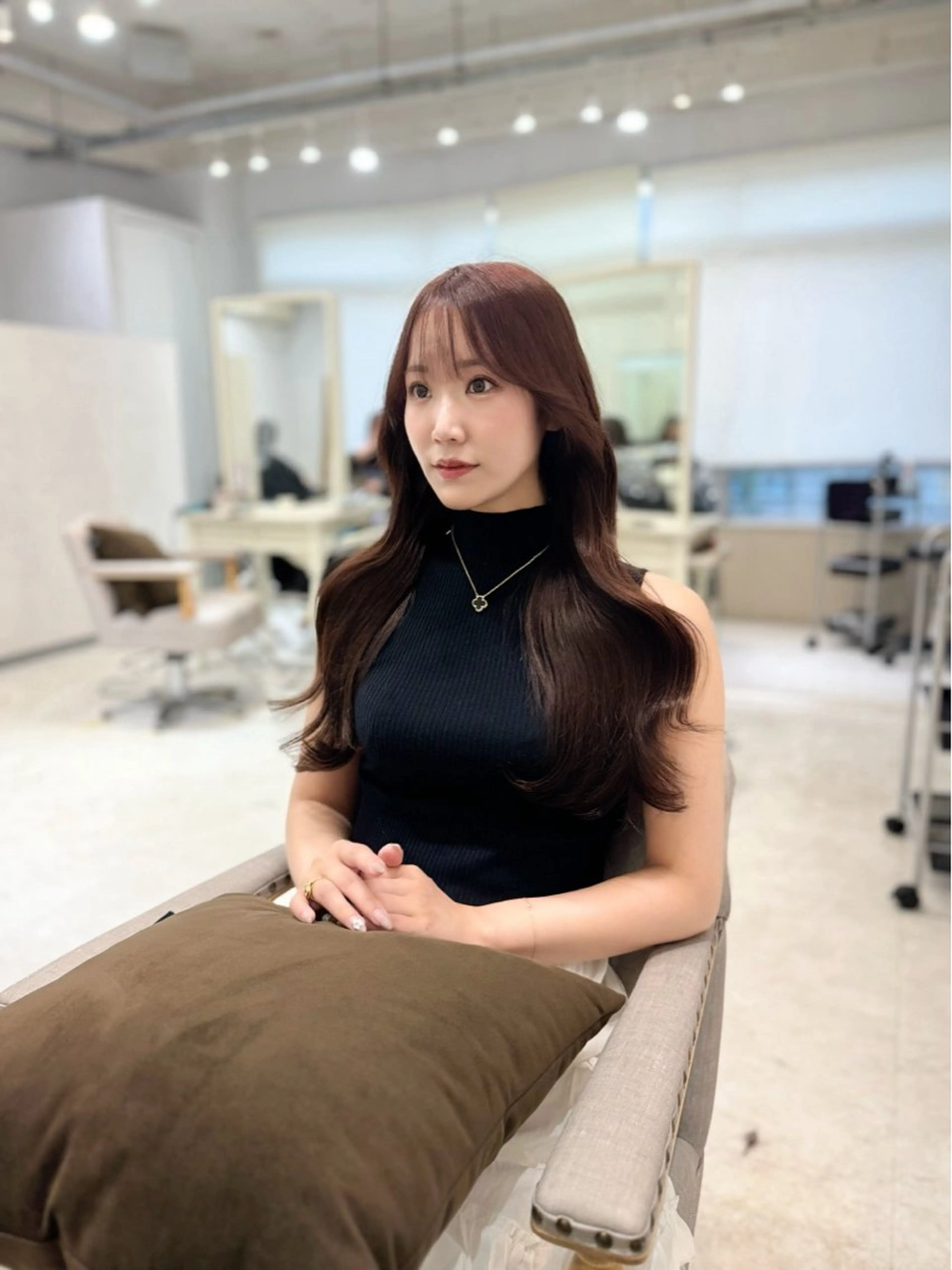 ロング カット ヘアカラー トリートメント 髪質改善韓国レイヤー SHIORI🦋のヘアスタイル