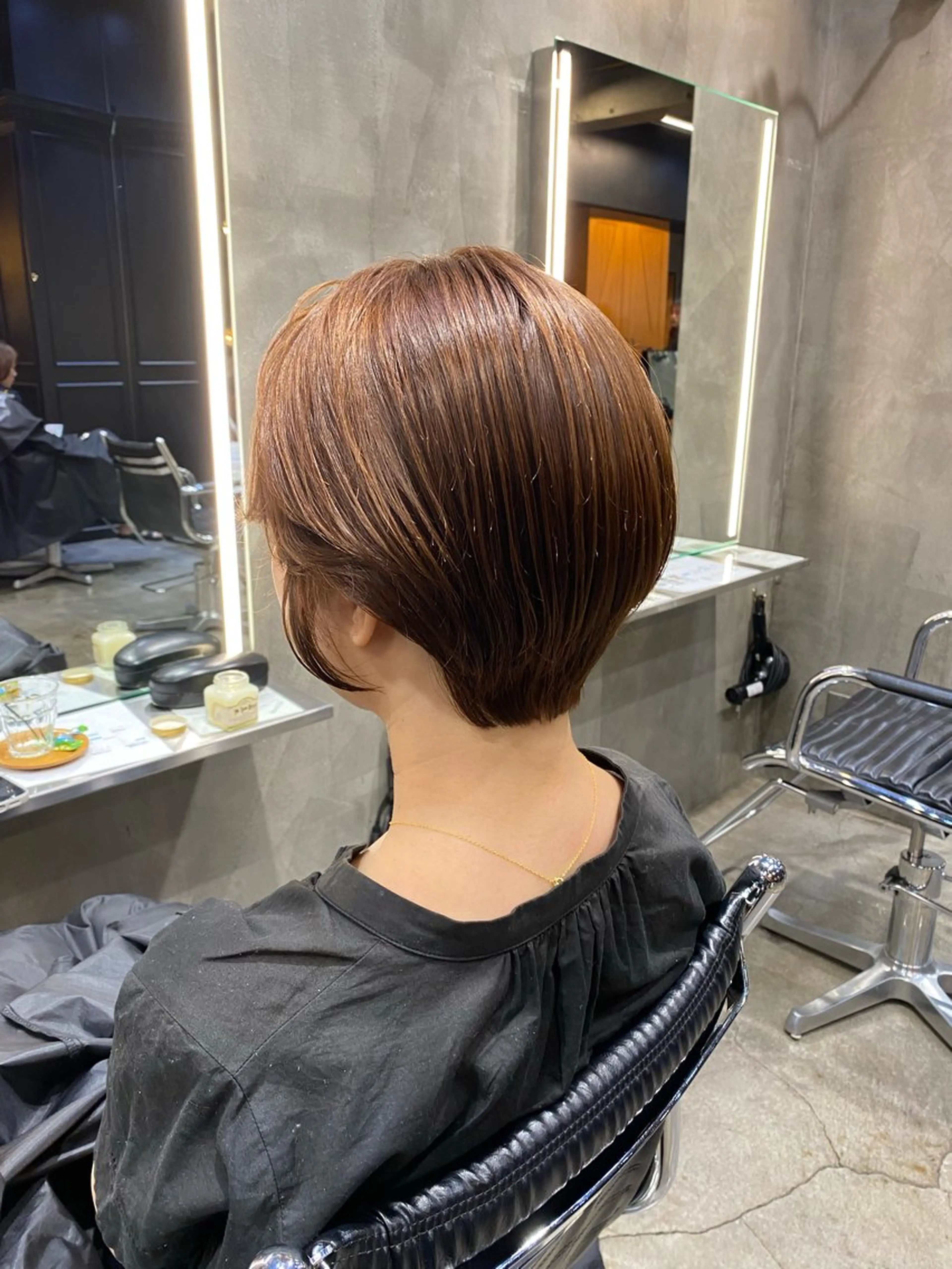 ショート カラー ブラウンカラー ナチュラルブラウン ショートヘア カット ヘアカラー ブリーチなしダブル カラー🧸🐺陽介のヘアスタイル