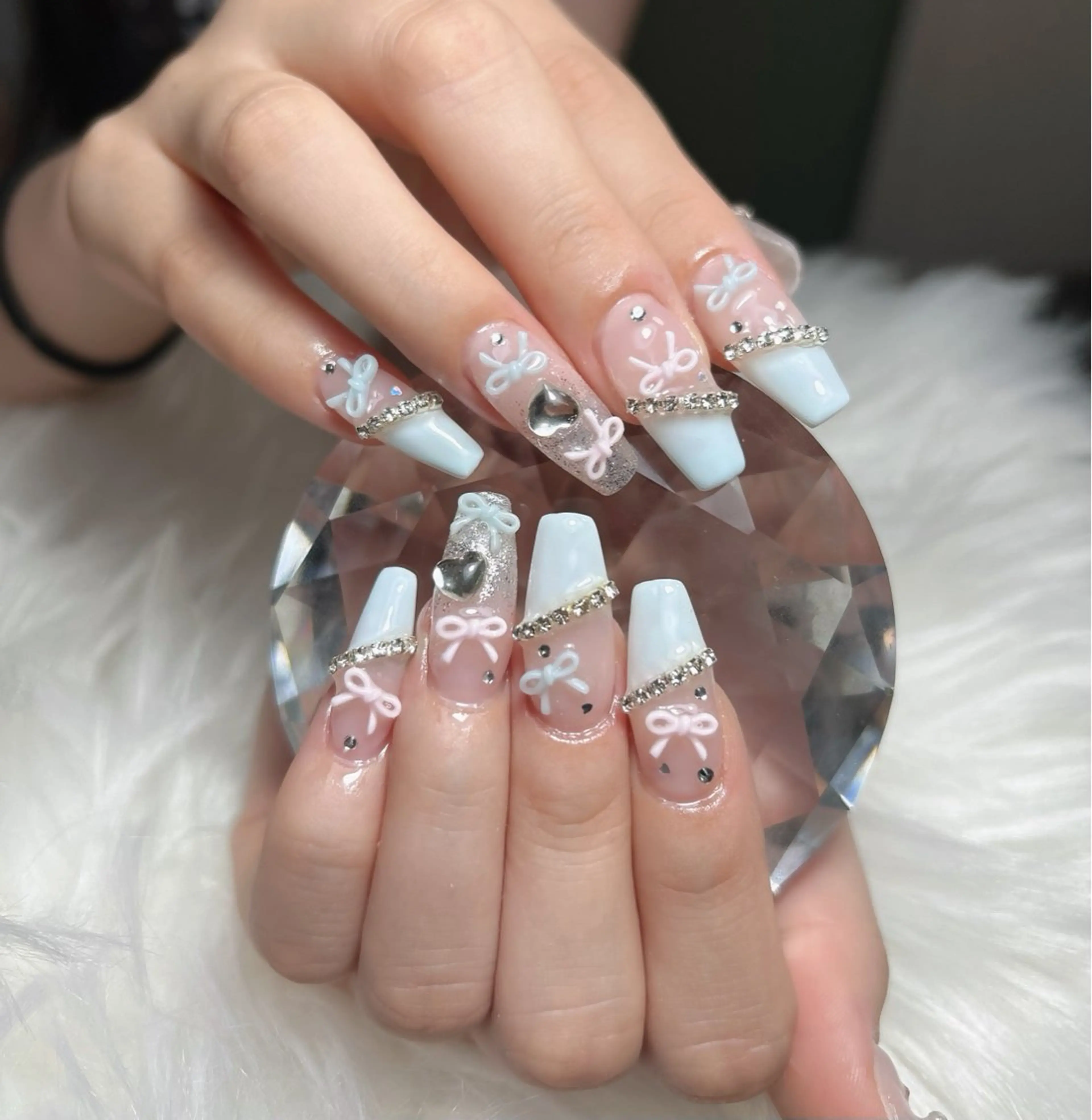 ネイル アートネイル オーロラネイル チークネイル 長さ出し フットネイル ハンドネイル Chan nailsのネイルデザイン