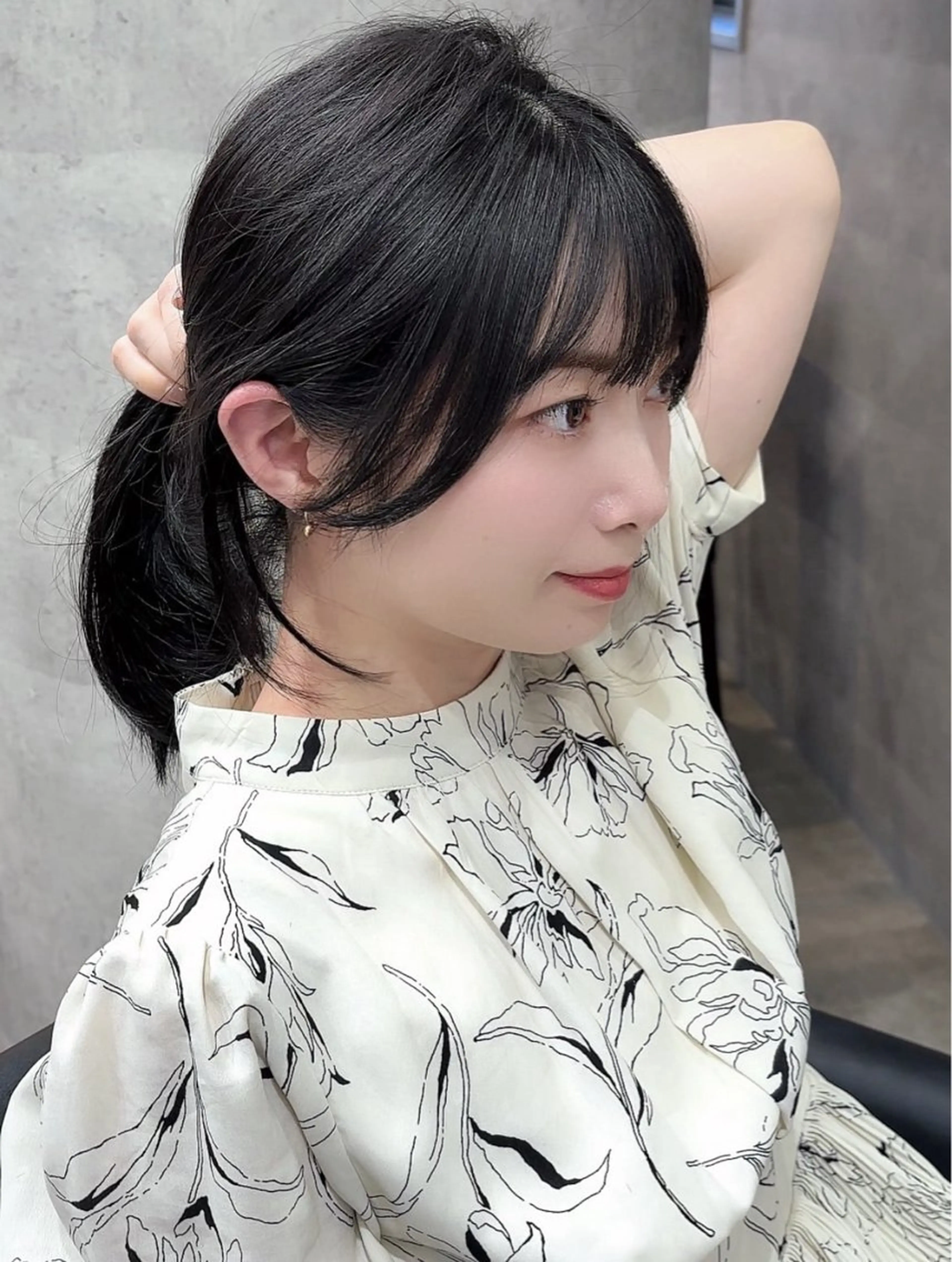セミロング くびれヘア 韓国風ヘア レイヤーカット シースルーバング カット ヘアカラー トリートメント 新宿/韓国レイヤー 顔まわり/RIKUのヘアスタイル
