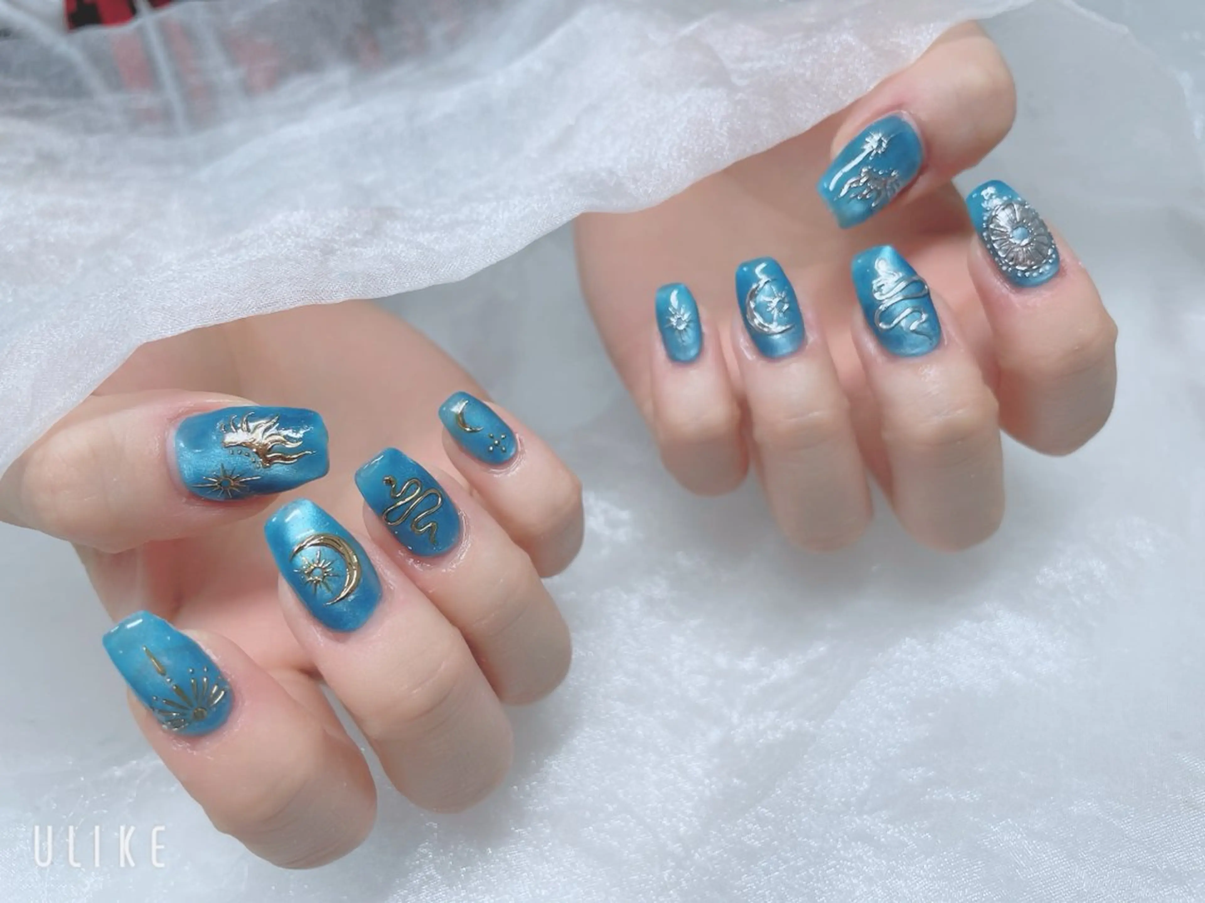 ネイル ゴールド シルバー BABY LION :Linaのネイルデザイン