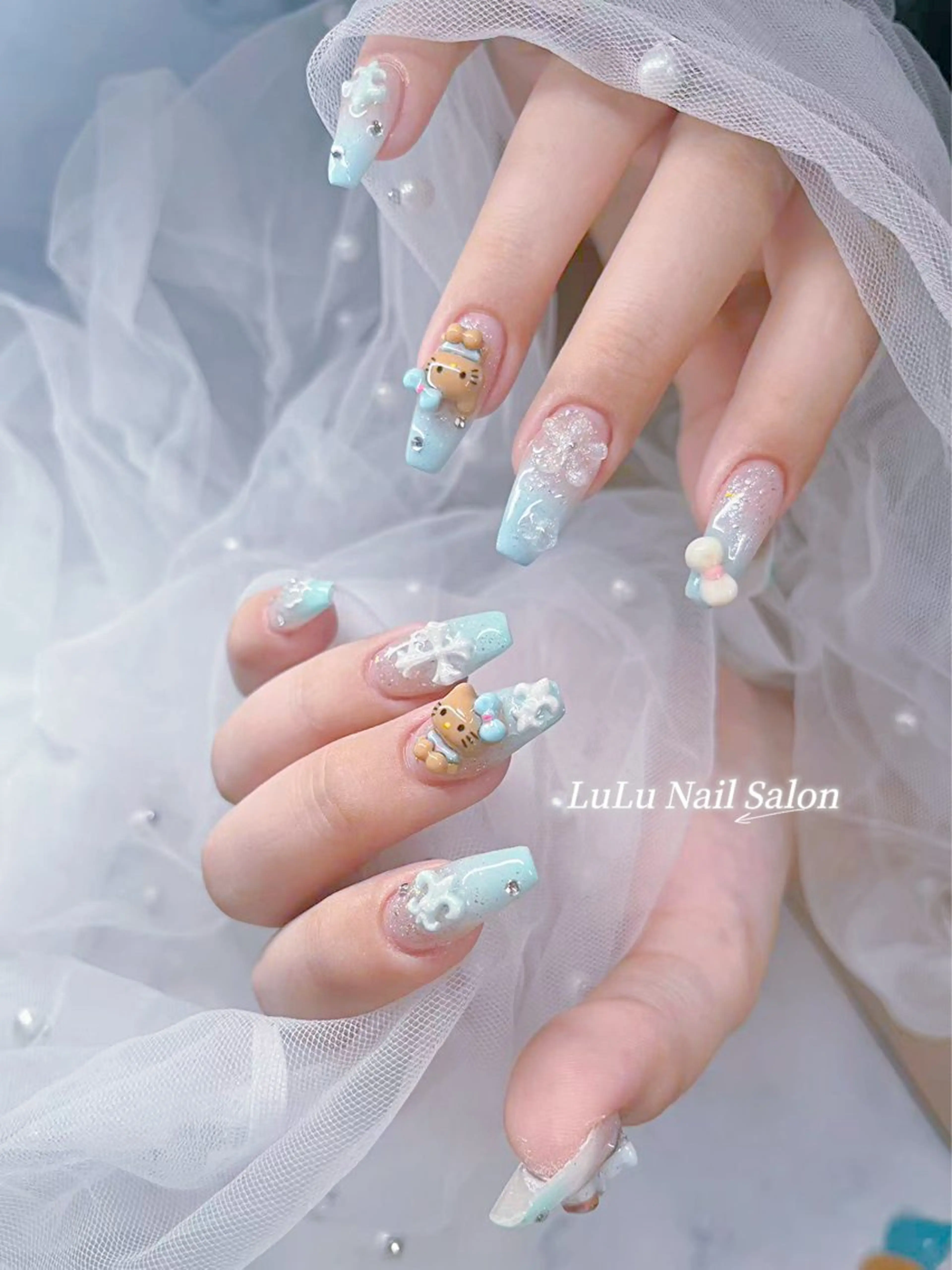 ネイル ハンドネイル LULU Nail  Salon 新宿所属・LU LU NailSalonのネイルデザイン