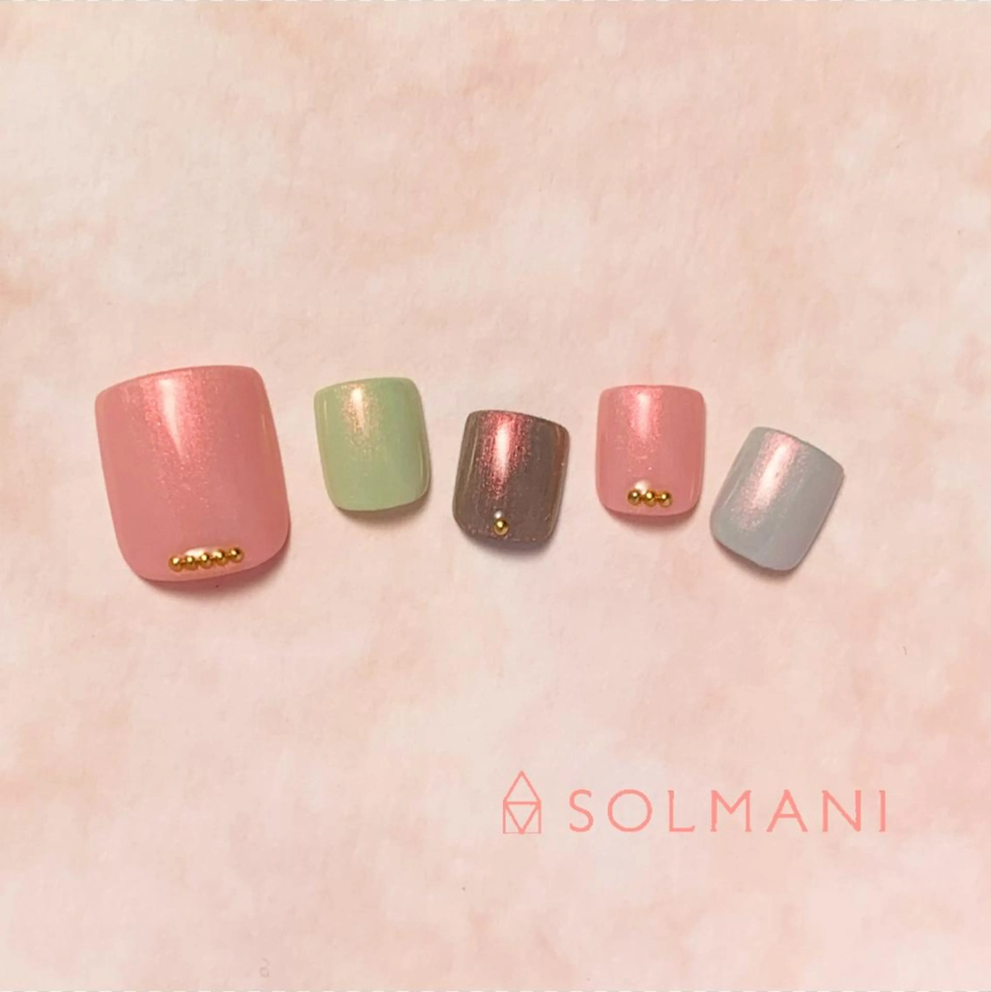ネイル フットネイル ピンク SOLMANI 予約担当のネイルデザイン