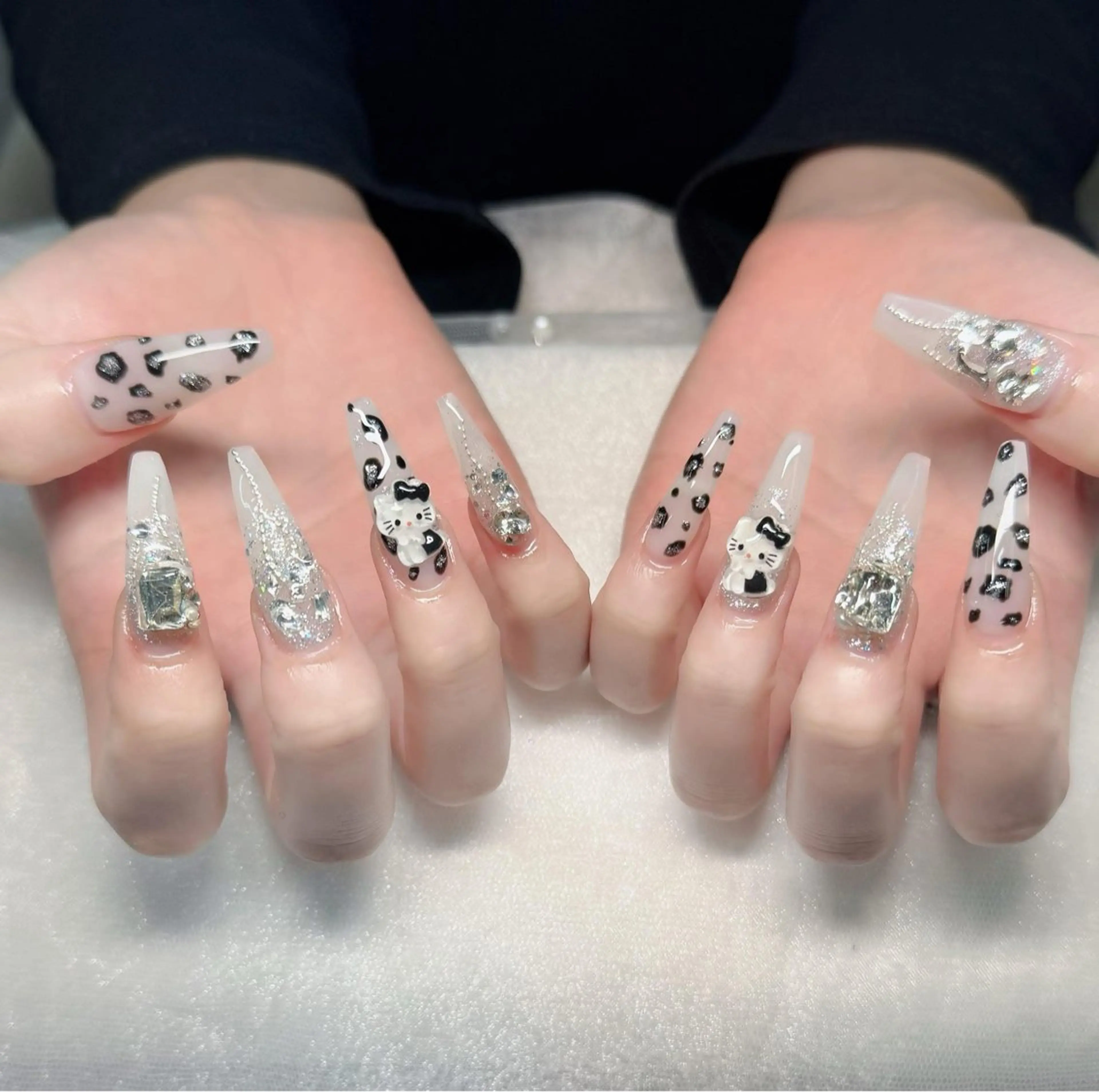 ハンドネイル💅 オフあり🌸🌸 チップのみ💕の写真