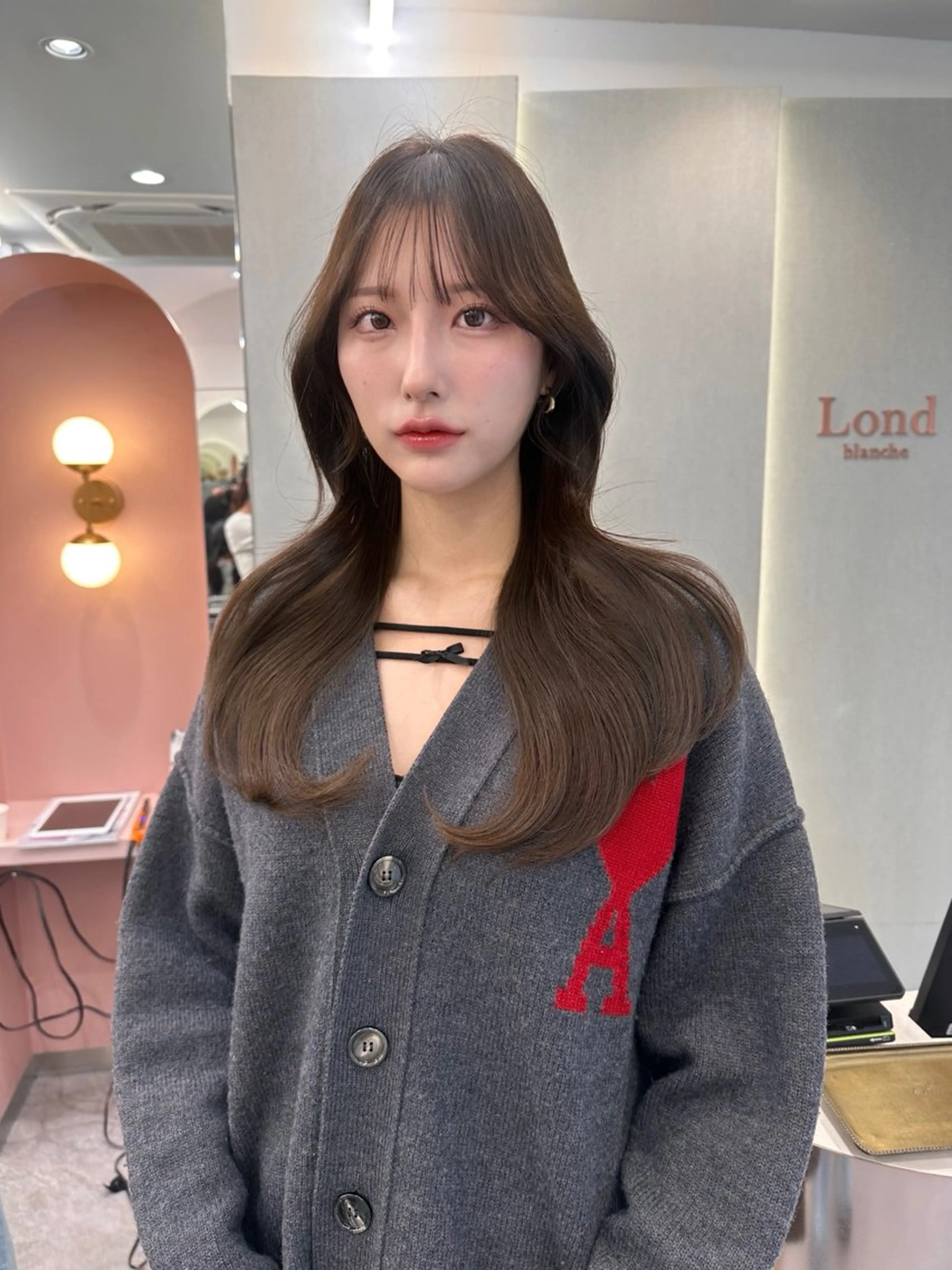 ロング カラー カット ヘアカラー トリートメント レイヤー🇰🇷 韓国ヘア💕トモミのヘアスタイル