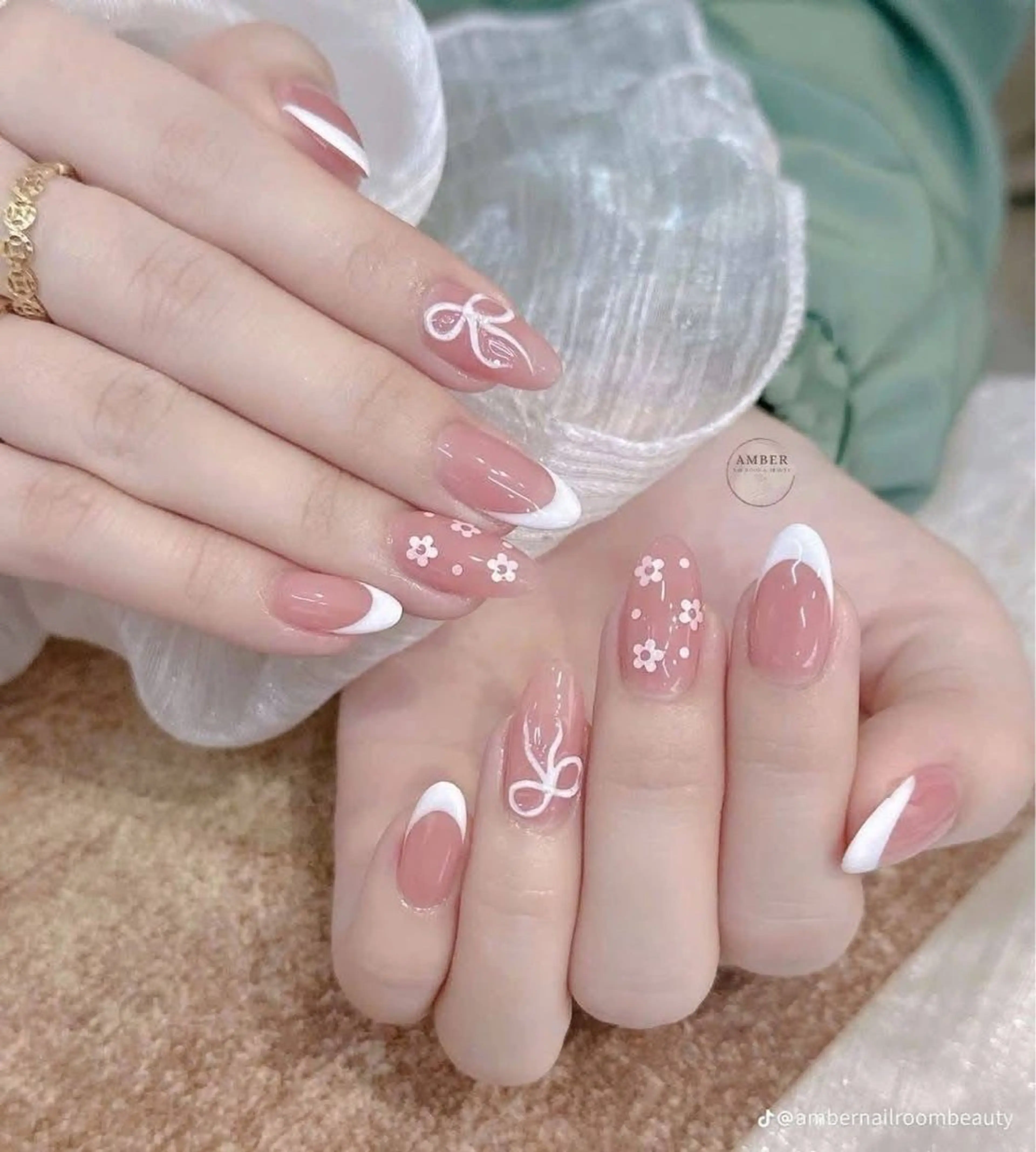 ネイル ハンドネイル Rose Ana.Chuoのネイルデザイン