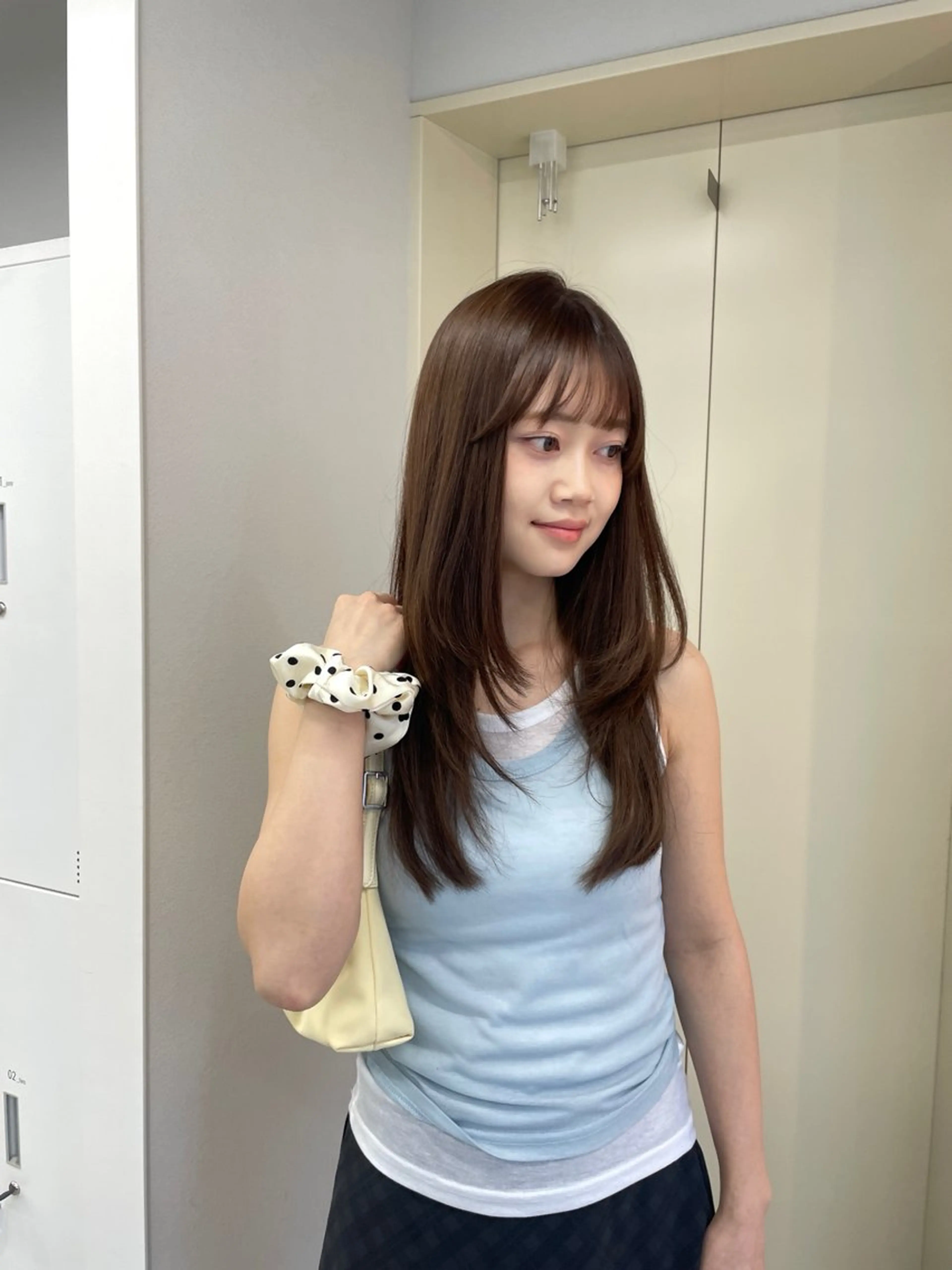 ロング レイヤーカット aoi🤎 透明感カラーのヘアスタイル