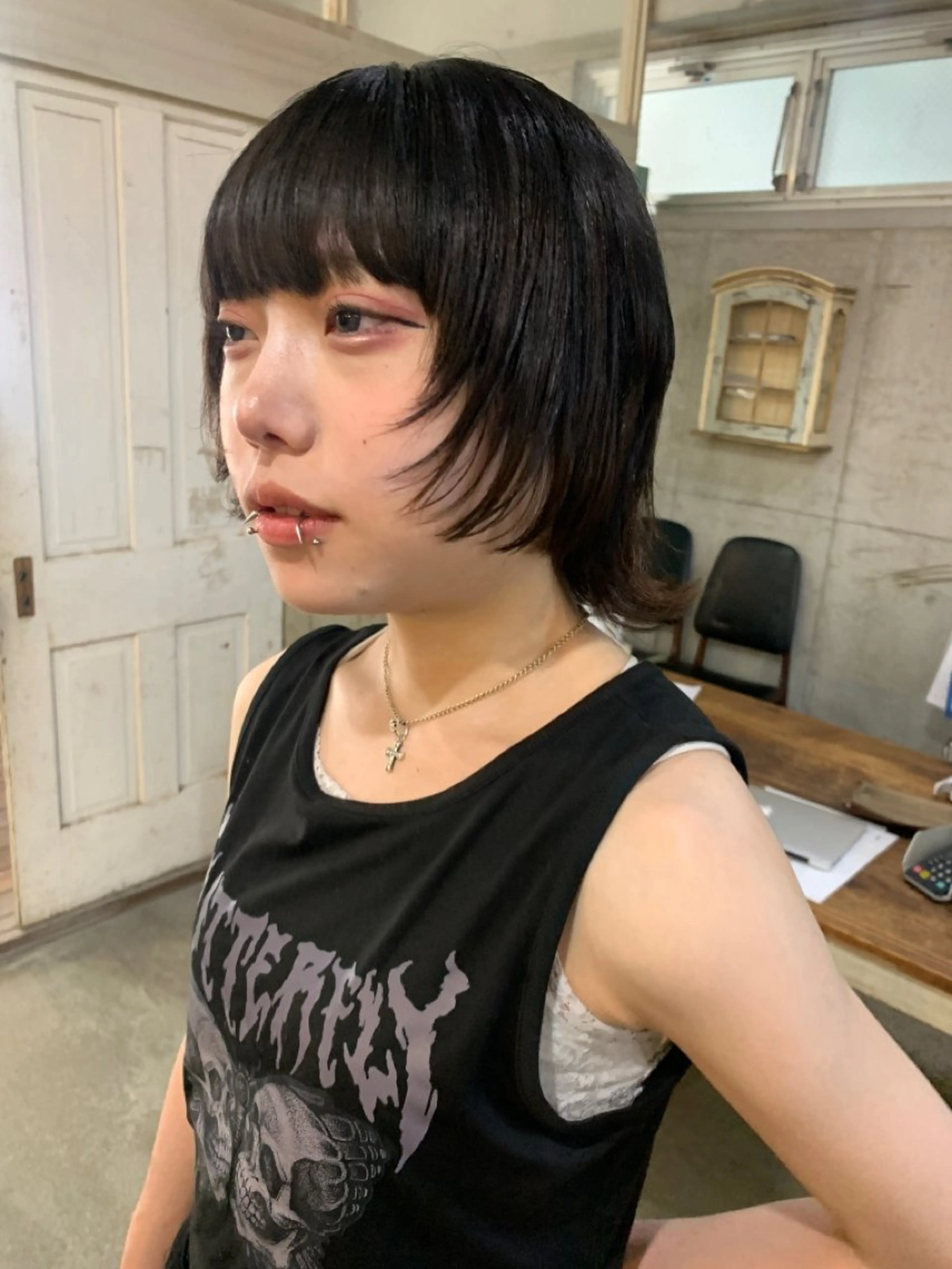 ショート カラー ヘアアレンジ メンズ キッズ ショートボブ メンズバレイヤージュ メンズブリーチ メンズハイライト メンズハイトーン 🌈難波🌈ベージュ カラー【ヒロム】のヘアスタイル