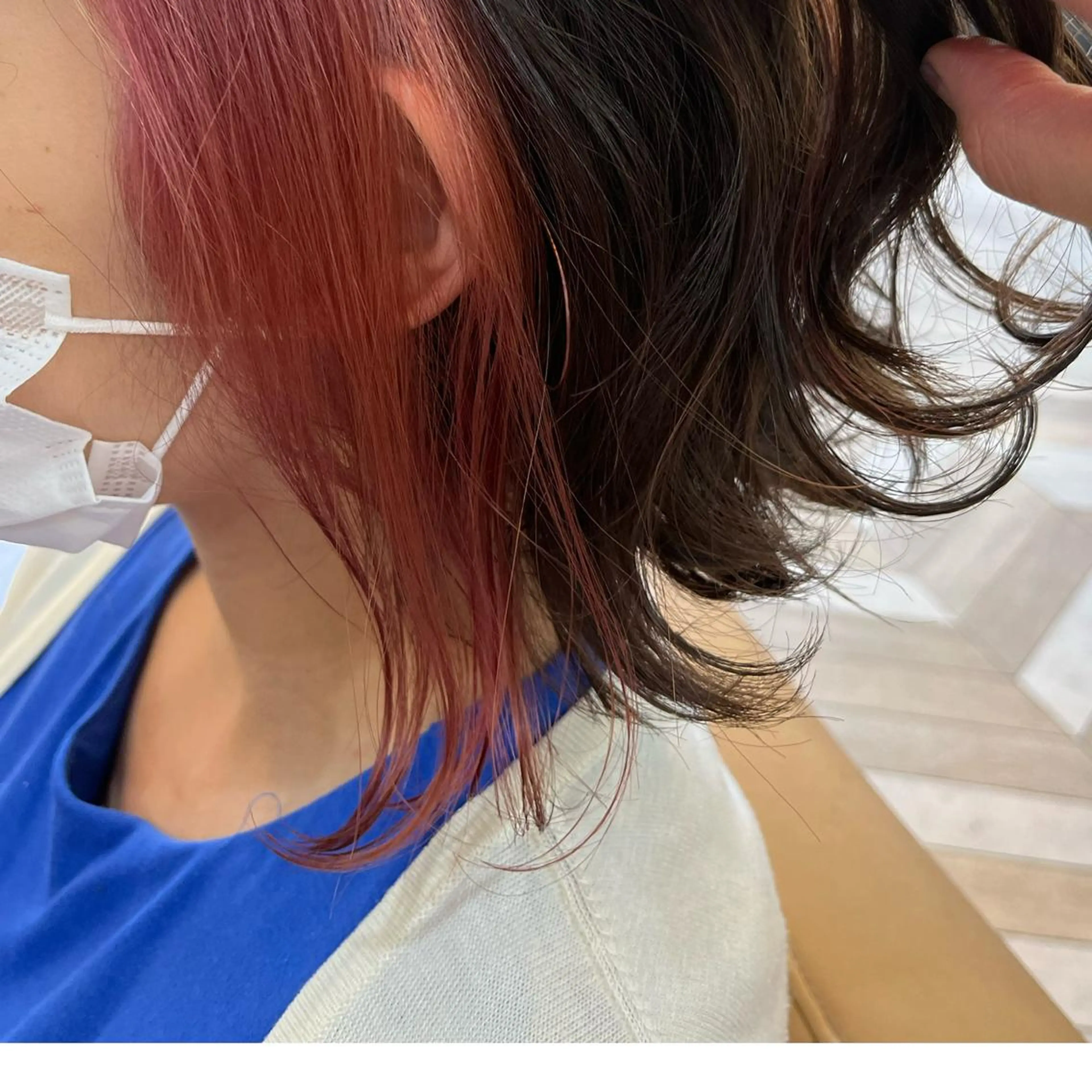 ミディアム カラー イヤリングカラー インナーカラー est hair Ameri 松戸店所属・和田 真弥のヘアスタイル
