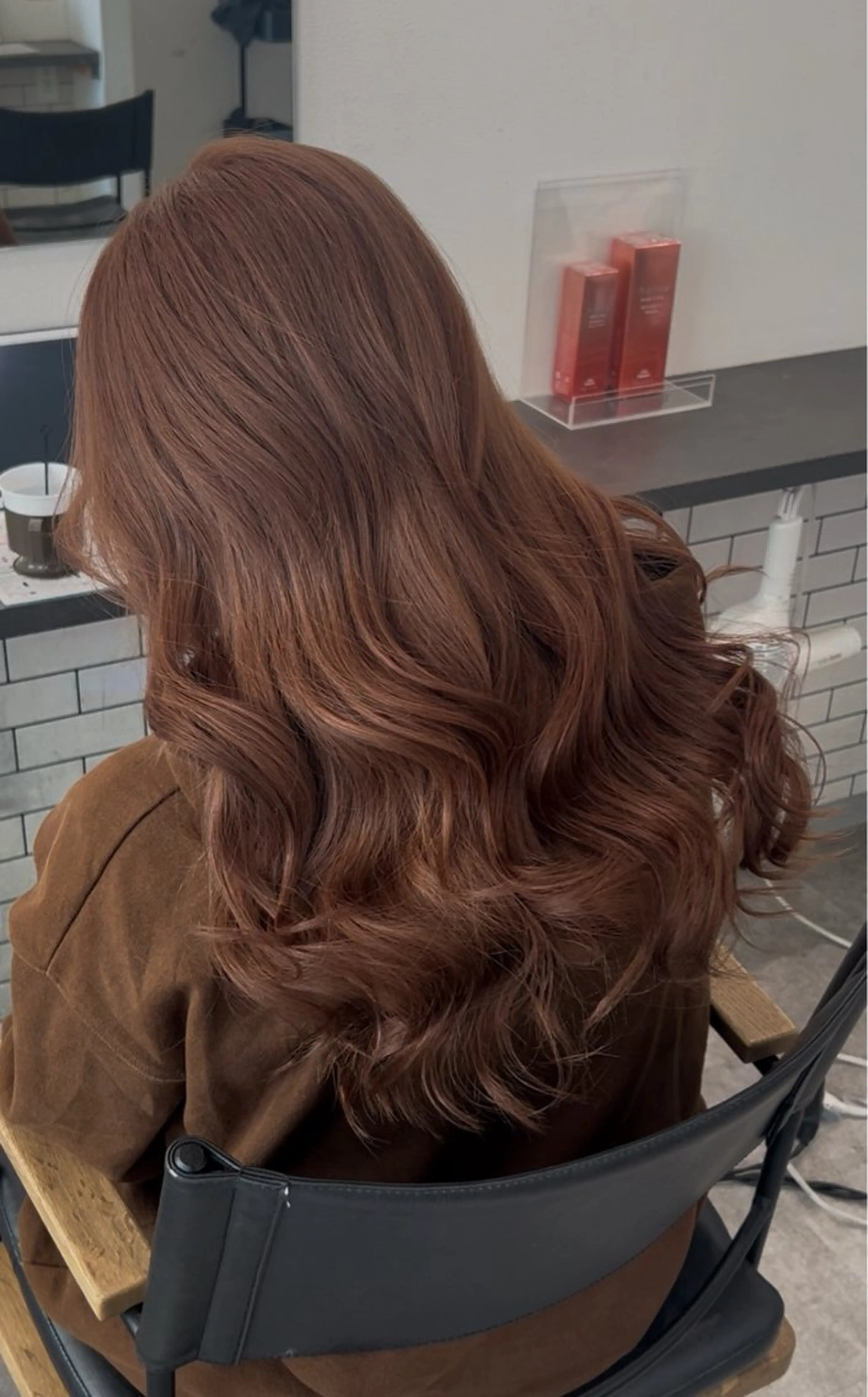 セミロング ヘアカラー トリートメント ブリーチ/ベージュ /レイヤー/ひよりのヘアスタイル