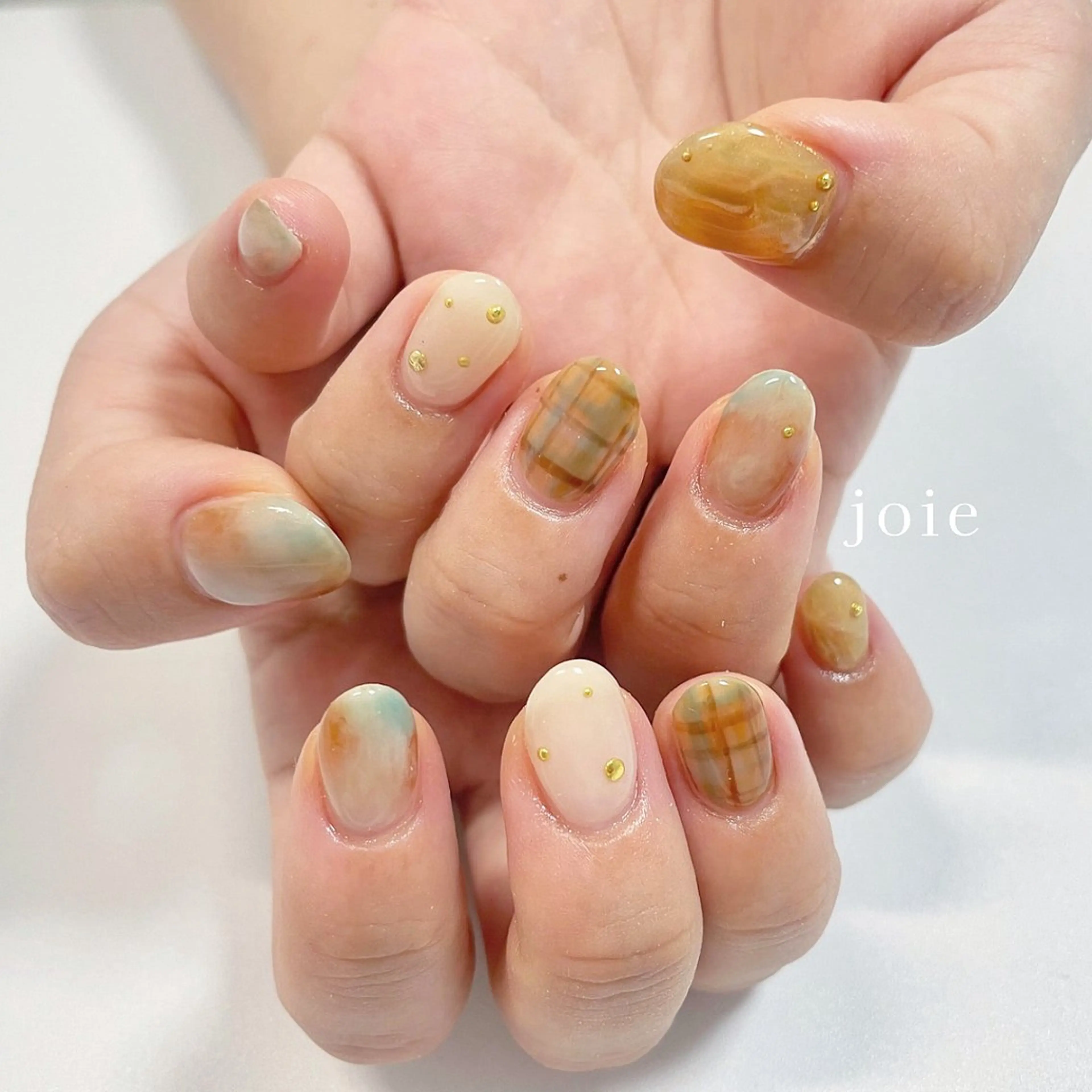 ネイル ニュアンスネイル Nailist Mikuのネイルデザイン